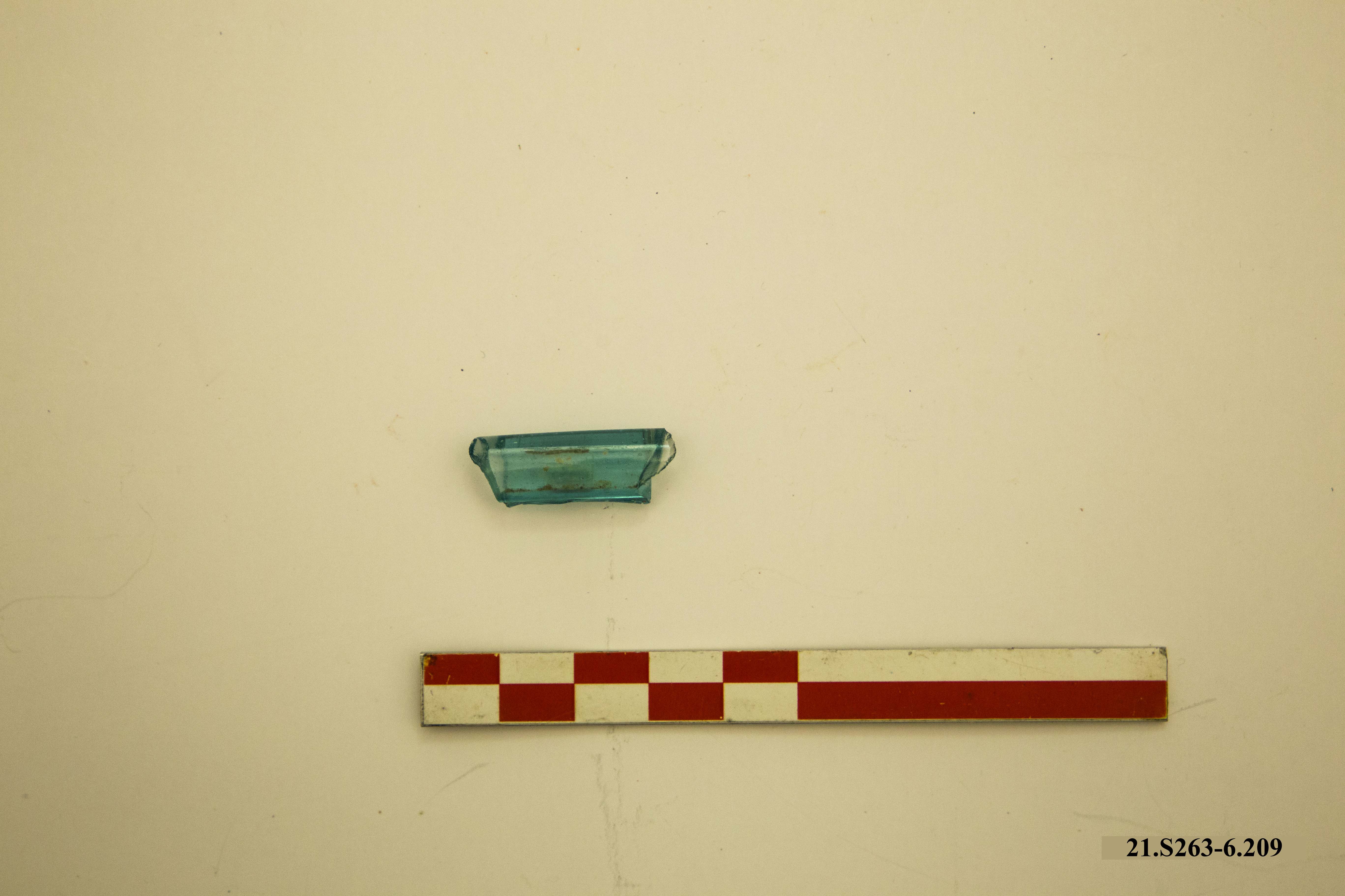 SINGOLO OGGETTO/ bicchiere, SECOLI/ I, SECOLI/ II