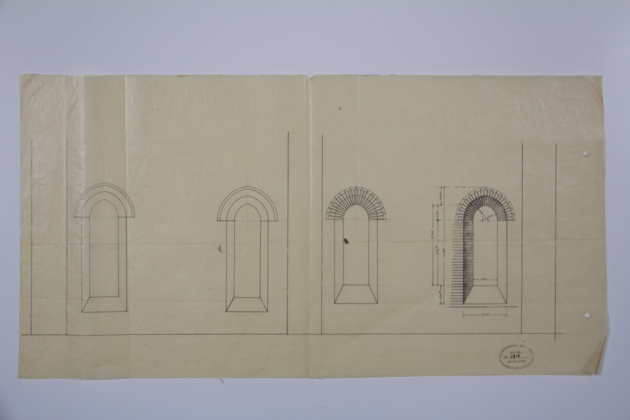 disegno architettonico, Finestre della cappella trecentesca della basilica di San Giovanni Evangelista di Ravenna di Anonimo italiano (XX)