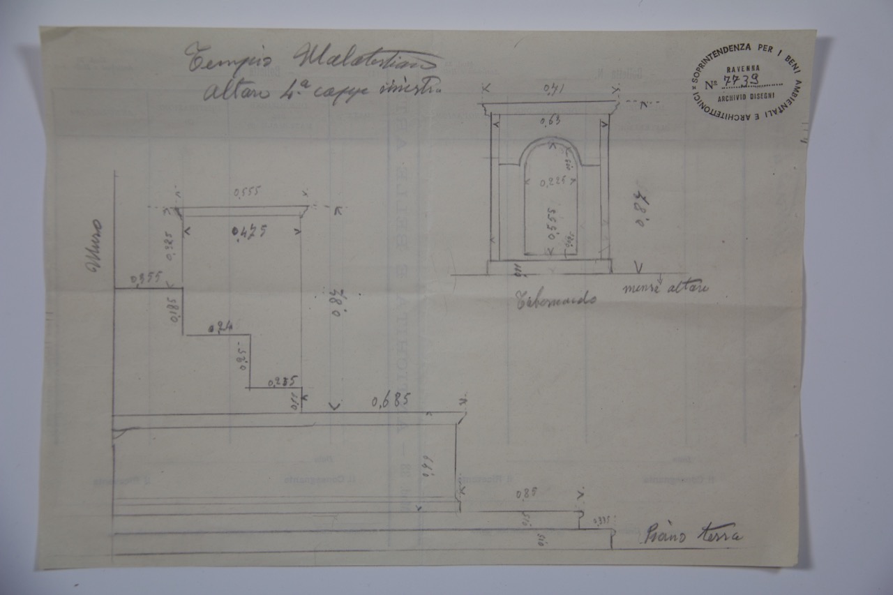 disegno architettonico, Rimini, Tempio Malatestiano, altare rimontato nella 4° cappella di sinistra, tabernacolo di Anonimo italiano (XX)