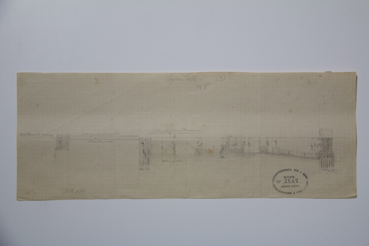 disegno architettonico, Sezione di un rilievo del palazzo di Teodorico di Ravenna di Anonimo italiano (XX)