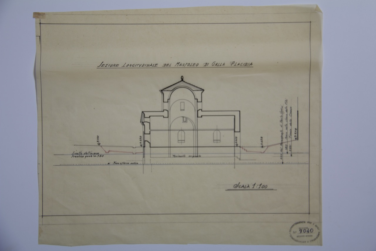 disegno architettonico, Sezione longitudinale del Mausoleo di Galla Placidia di Ravenna di Anonimo italiano (XIX-XX)