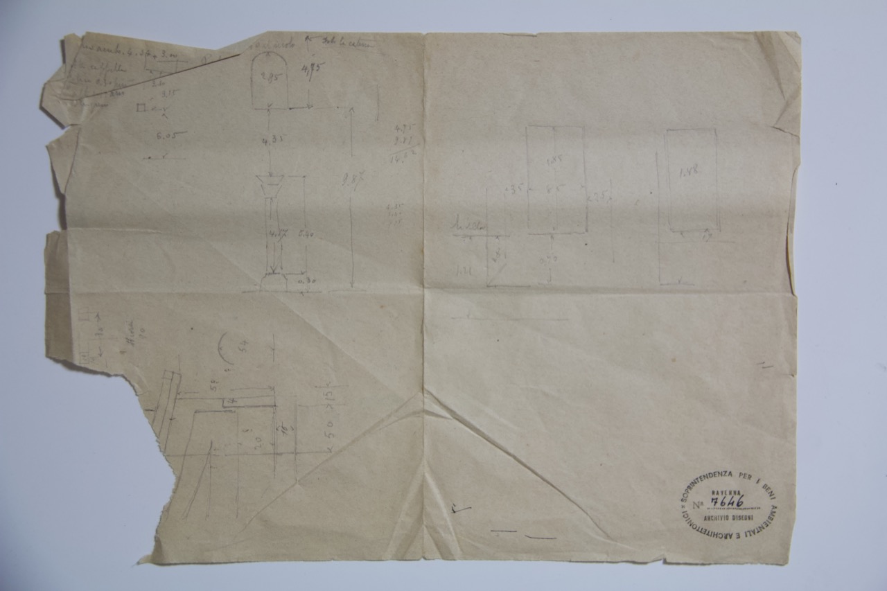 disegno architettonico, Rilievo in alzato di quote sulla colonna della navata centrale della basilica di San Giovanni Evangelista di Ravenna di Anonimo italiano (XX)