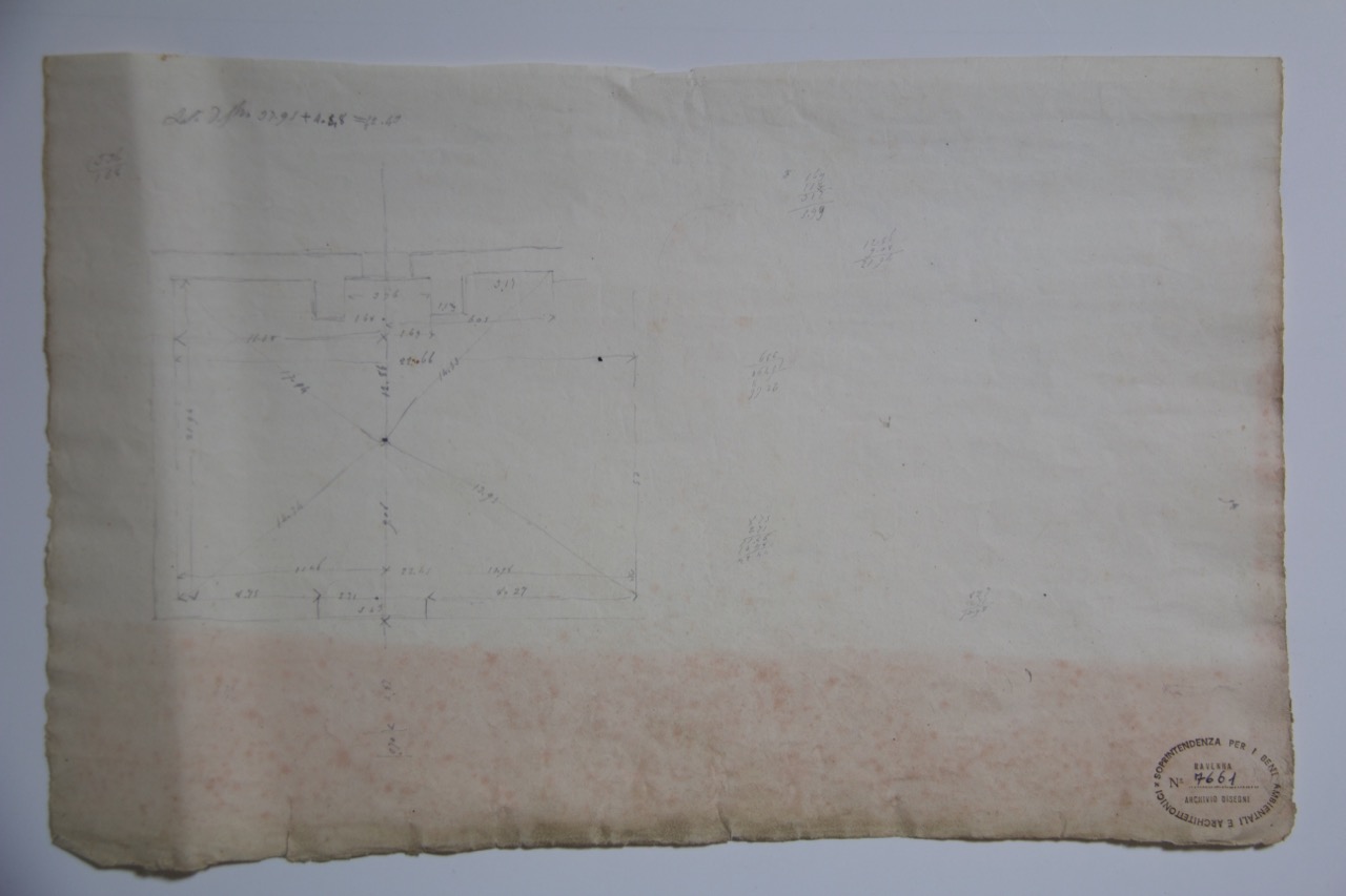 disegno architettonico, Rilievo su pianta di muri antistante la facciata della basilica di San Giovanni Evangelista di Ravenna di Anonimo italiano (XIX)