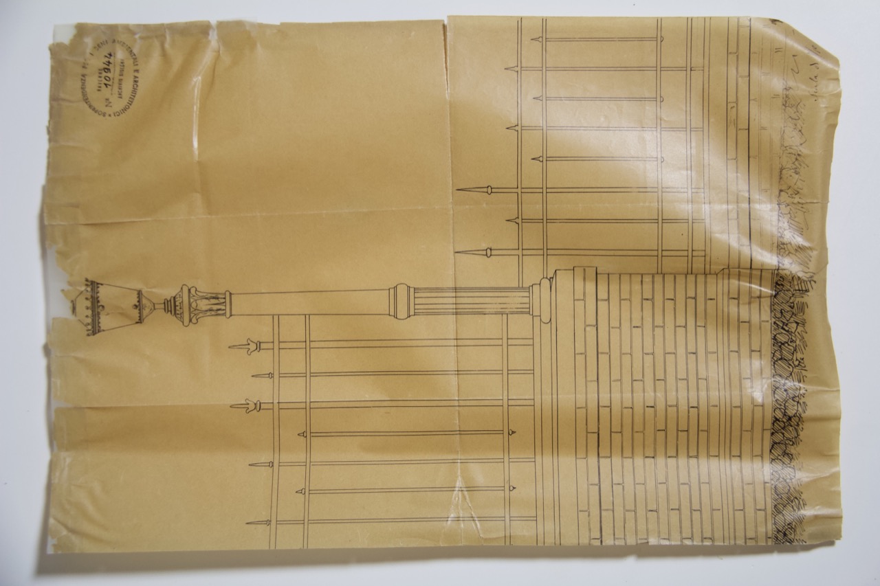 disegno architettonico, Progetto della barriera in ferro per la recinzione dell’area della basilica di San Vitale di Ravenna di Anonimo italiano (XIX-XX)