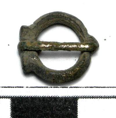 SINGOLO OGGETTO/ fibbia, PERIODIZZAZIONI/ STORIA/ Età medievale/ Basso Medioevo