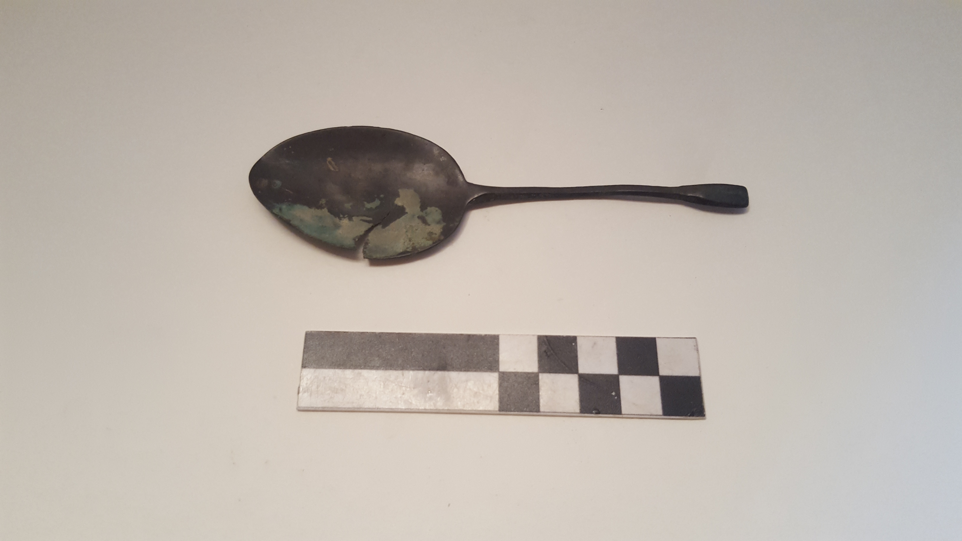 SINGOLO OGGETTO/ cucchiaio, non determinabile