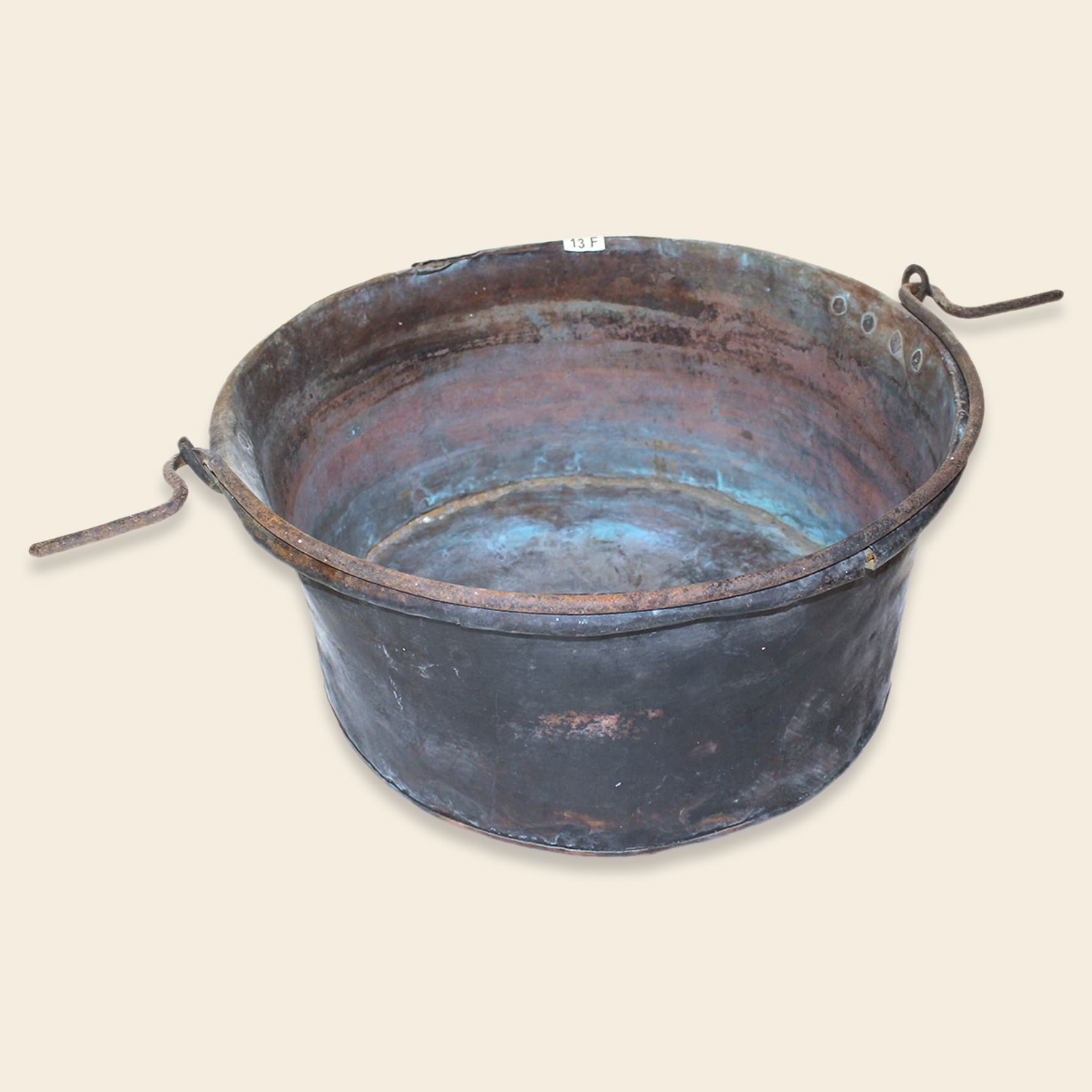 la choudìero (CALDERA, recipiente per liquidi e alimenti, ARREDI E SUPPELLETTILI/ CONTENITORI, RECIPIENTI E OGGETTI DI USO DOMESTICO)