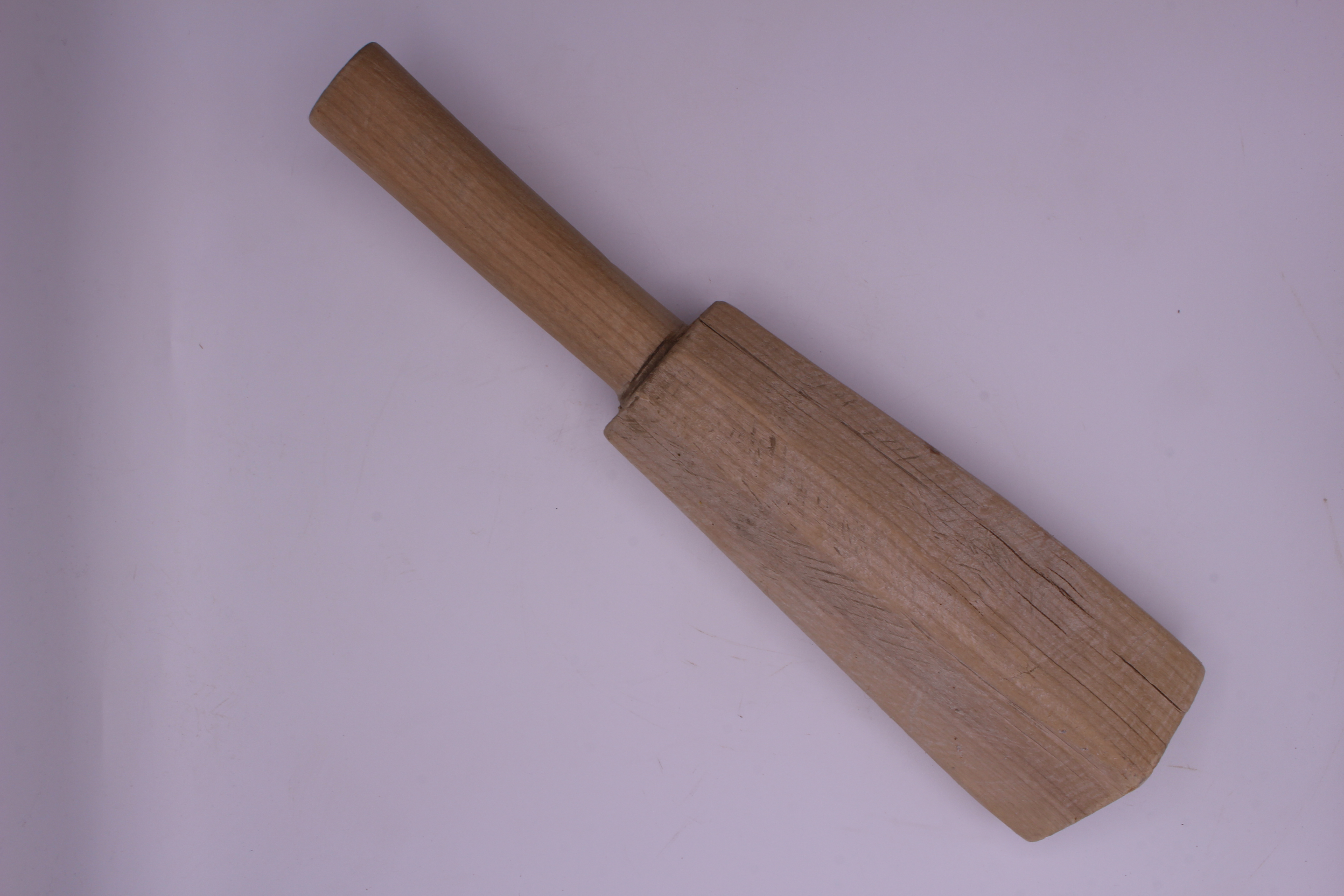 lou masòour (ATTREZZO PER BATTERE LA LANA, utensile per la lavorazione della lana, STRUMENTI E ACCESSORI/ AGRO-SILVO-PASTORALI)