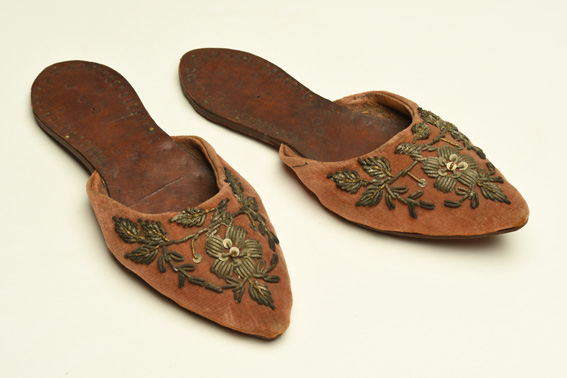 scarpe, ABBIGLIAMENTO E ORNAMENTI DEL CORPO/ CALZATURE - manifattura thailandese