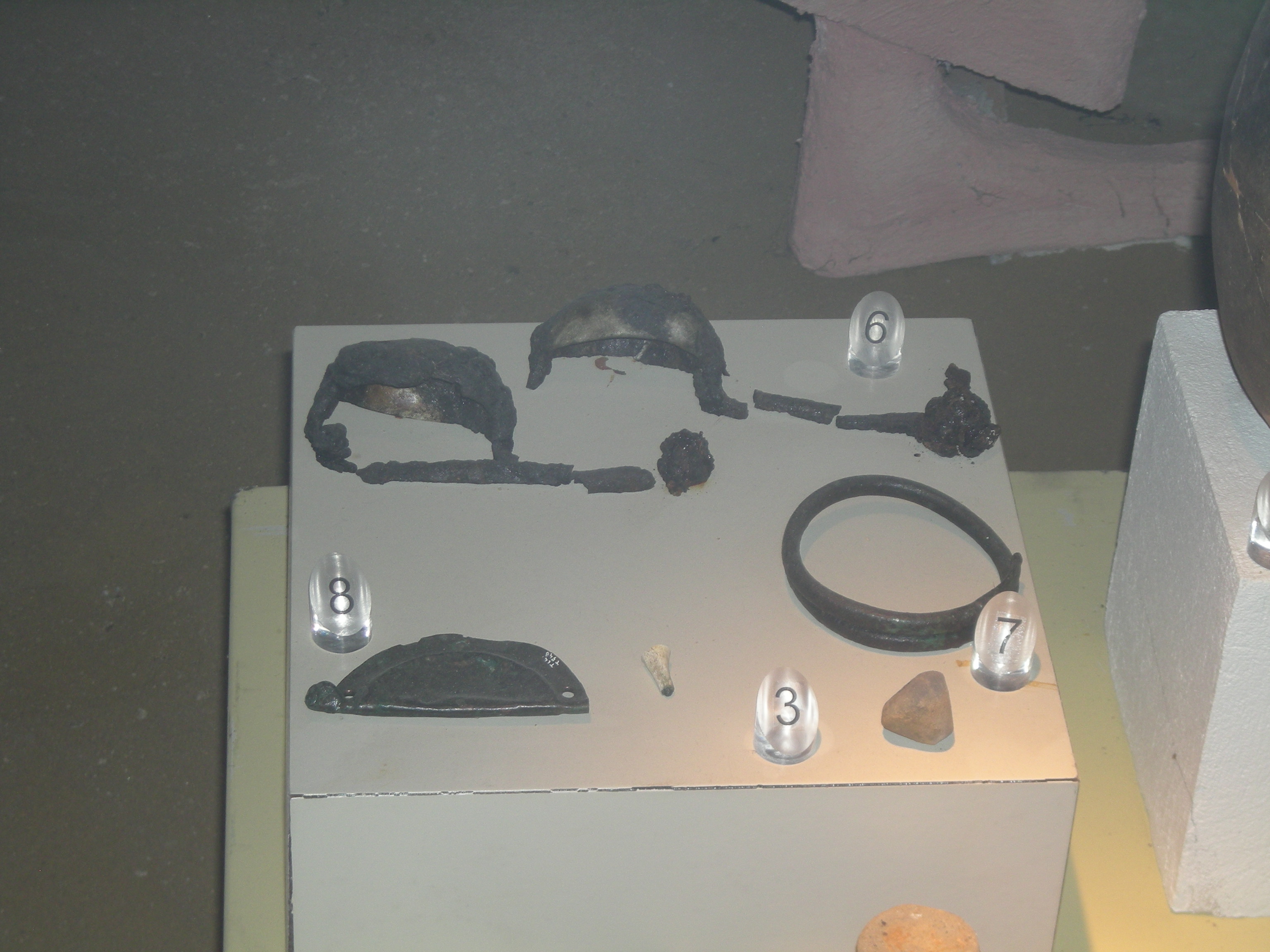 SINGOLO OGGETTO, SECOLI/ VII a.C