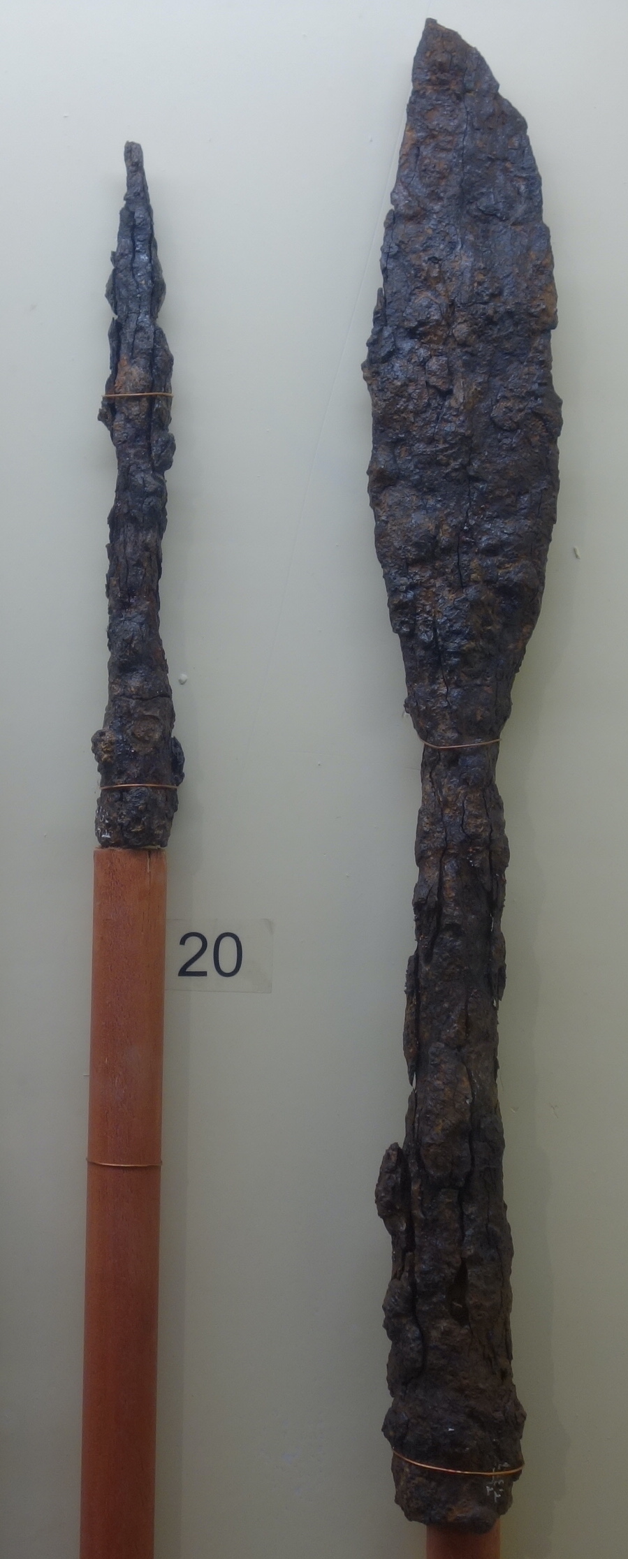 SINGOLO OGGETTO/ giavellotto, SECOLI/ VII a.C