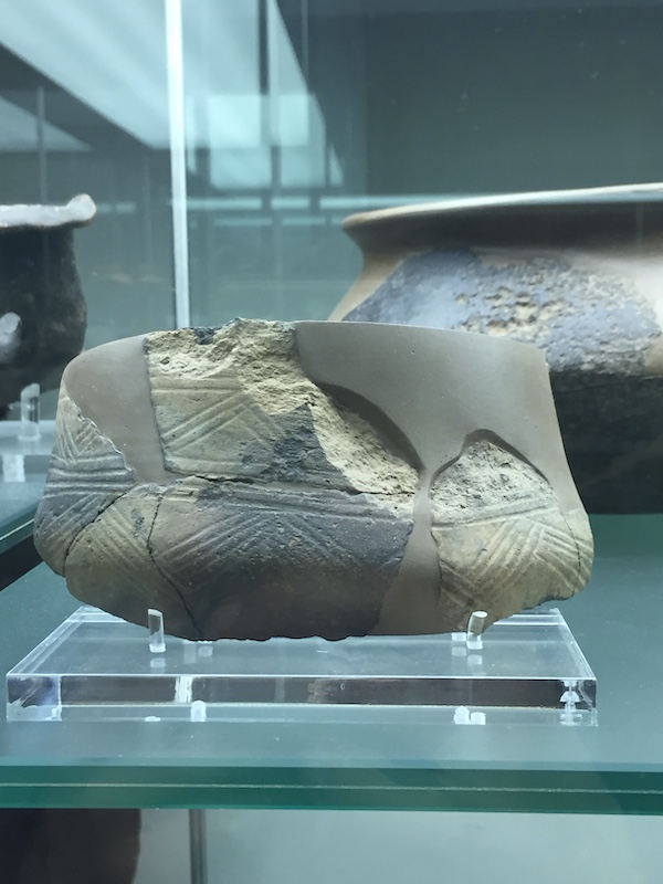 SINGOLO OGGETTO/ ciotola, PERIODIZZAZIONI/ PROTOSTORIA/ Età del Bronzo/ Età del Bronzo antico