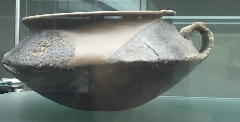 SINGOLO OGGETTO/ ciotola, PERIODIZZAZIONI/ PROTOSTORIA/ Età del Bronzo/ Età del Bronzo antico