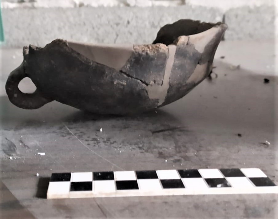 SINGOLO OGGETTO/ ciotola, MILLENNI/ II millennio a.C