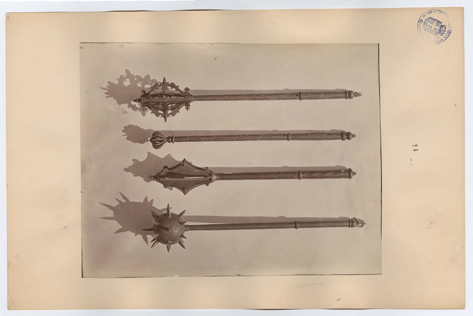 Torino? - Armeria Reale? - Armi immanicate - Mazze (positivo) di Anonimo (terzo quarto XIX)
