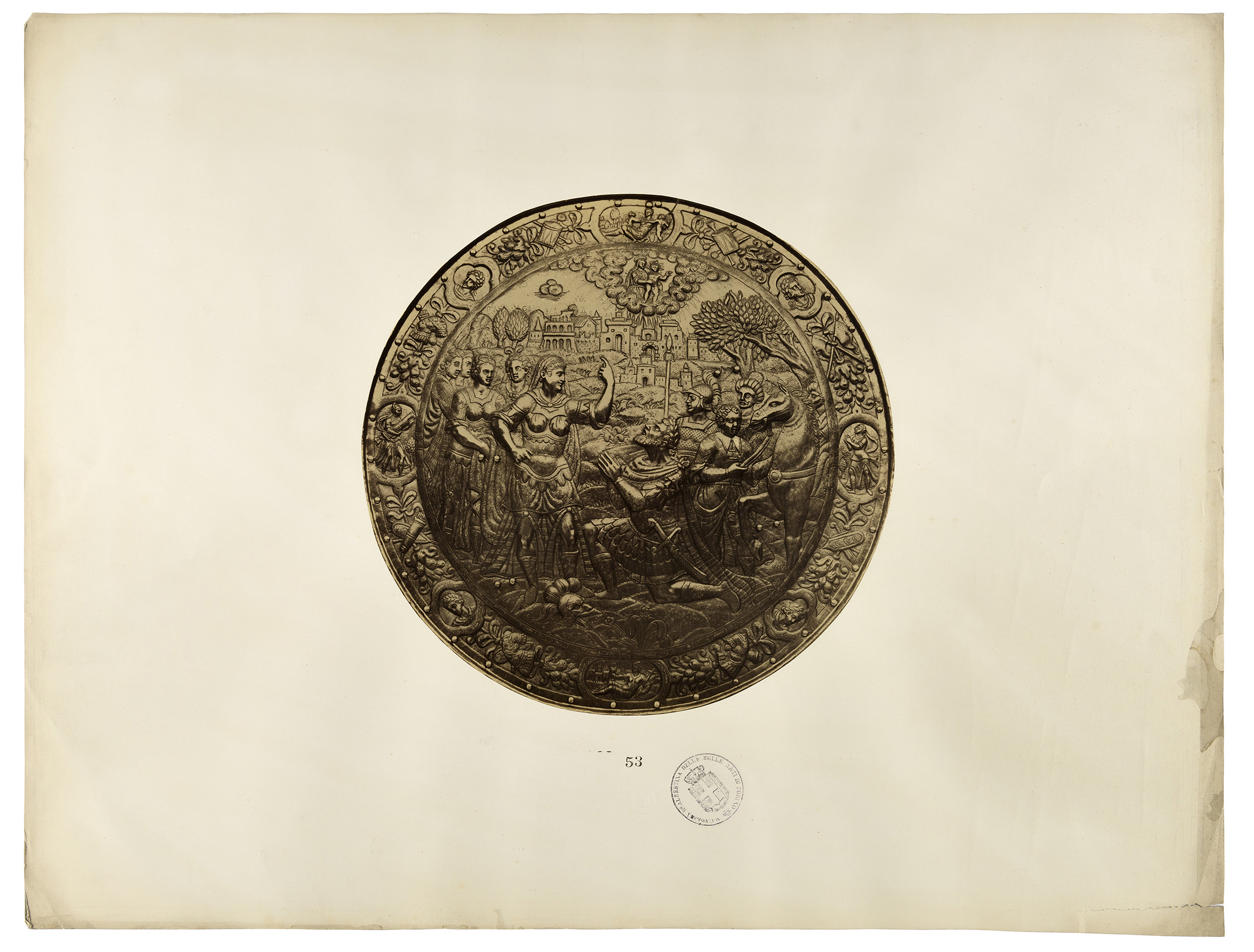 Torino - Armeria Reale - Armi difensive - Armature (parti) - Corazze - Scudi - F10 (positivo) di Chiapella, Francesco Maria (terzo quarto XIX)