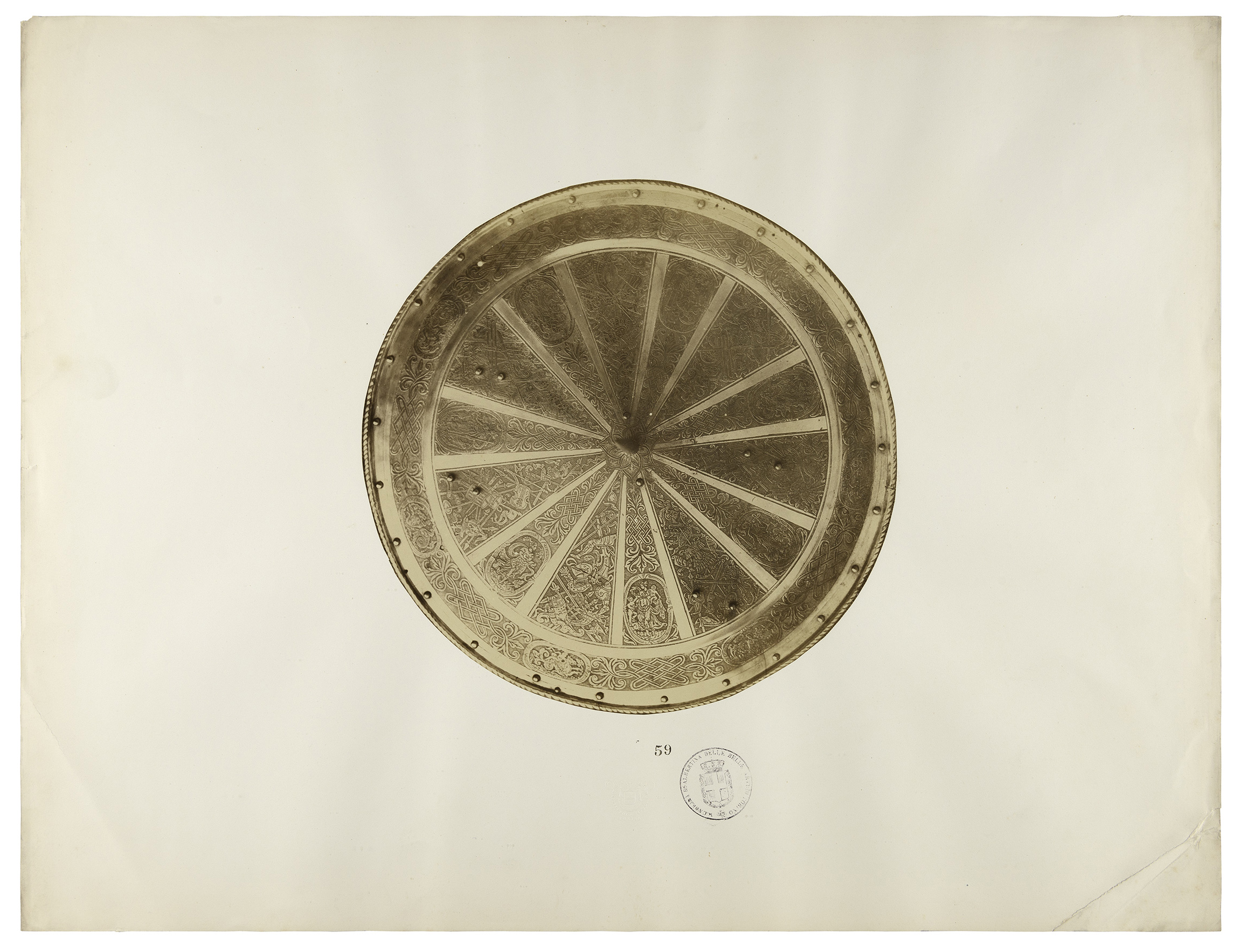 Torino - Armeria Reale - Armi difensive - Armature (parti) - Scudi (positivo) di Chiapella, Francesco Maria (terzo quarto XIX)