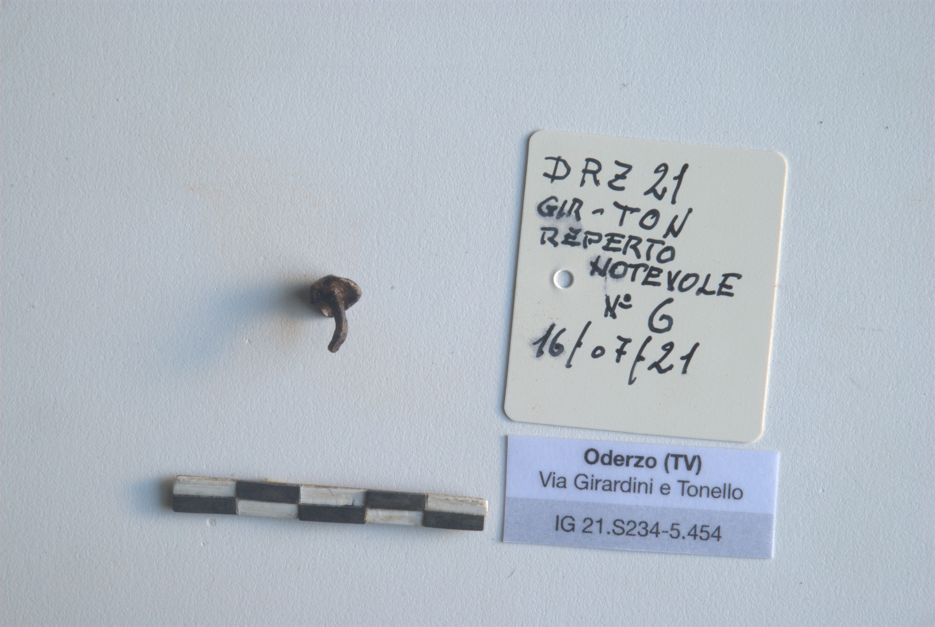 SINGOLO OGGETTO/ chiodo, PERIODIZZAZIONI/ STORIA/ Età antica/ Età romana/ Età romana imperiale