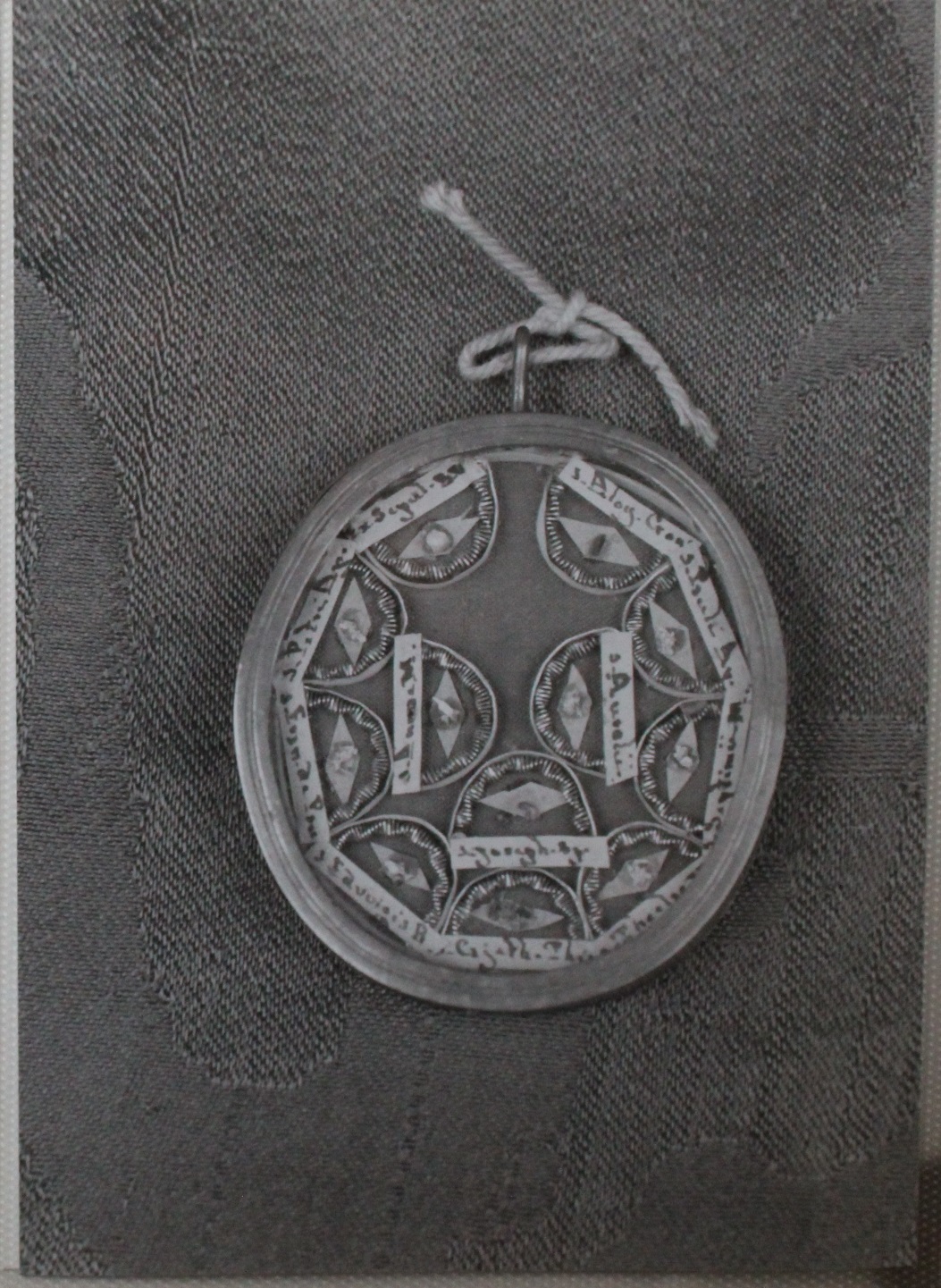 reliquiario a capsula - a medaglione, opera isolata - bottega romagnola (prima metà XIX)