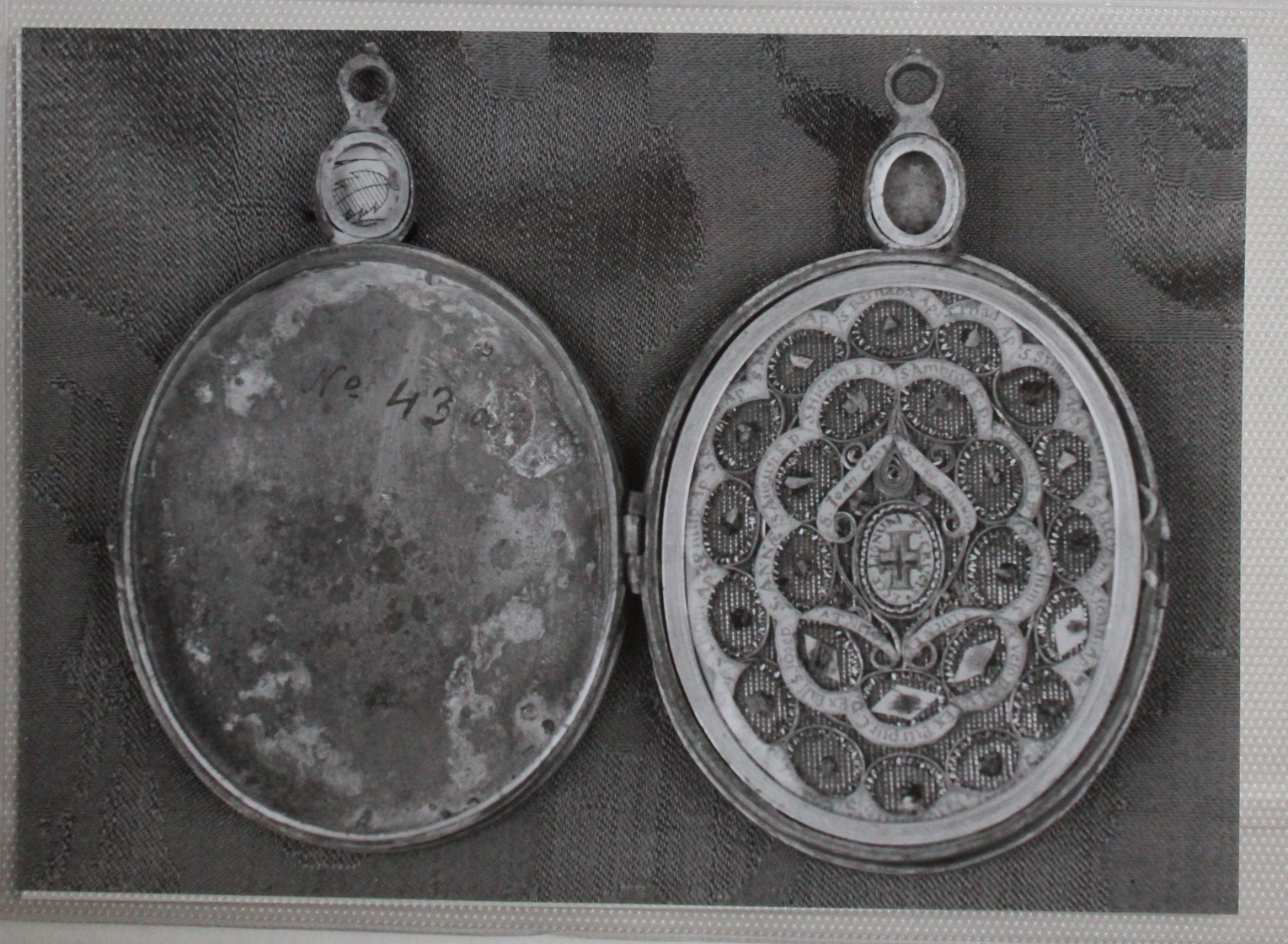 reliquiario a capsula - a medaglione, opera isolata - bottega romagnola (prima metà XIX)