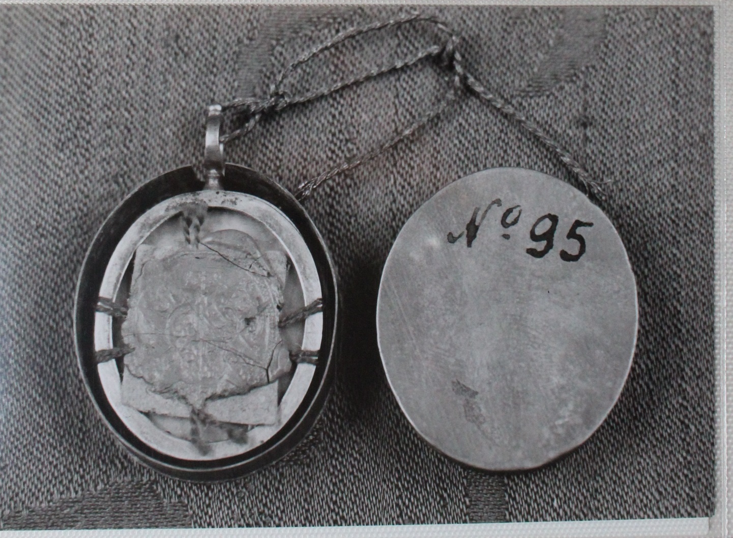 reliquiario a capsula - a medaglione, opera isolata - bottega romagnola (prima metà XIX)