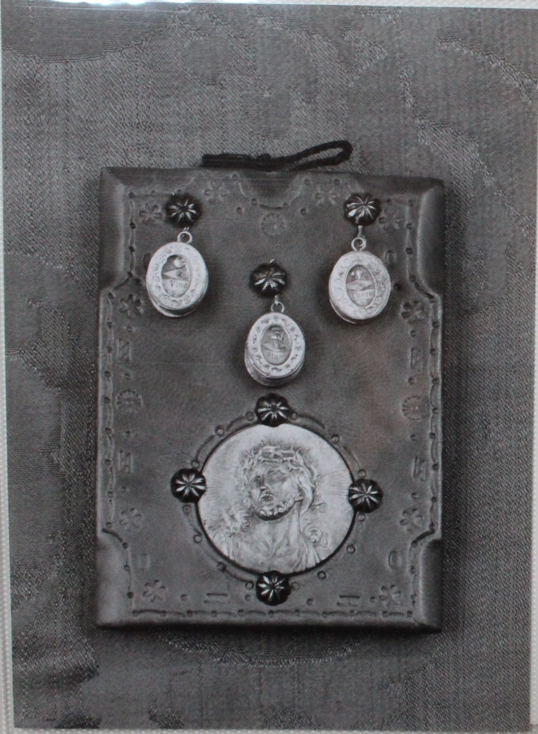 reliquiario a capsula - a medaglione, elemento d'insieme - bottega romagnola (XIX-XX)