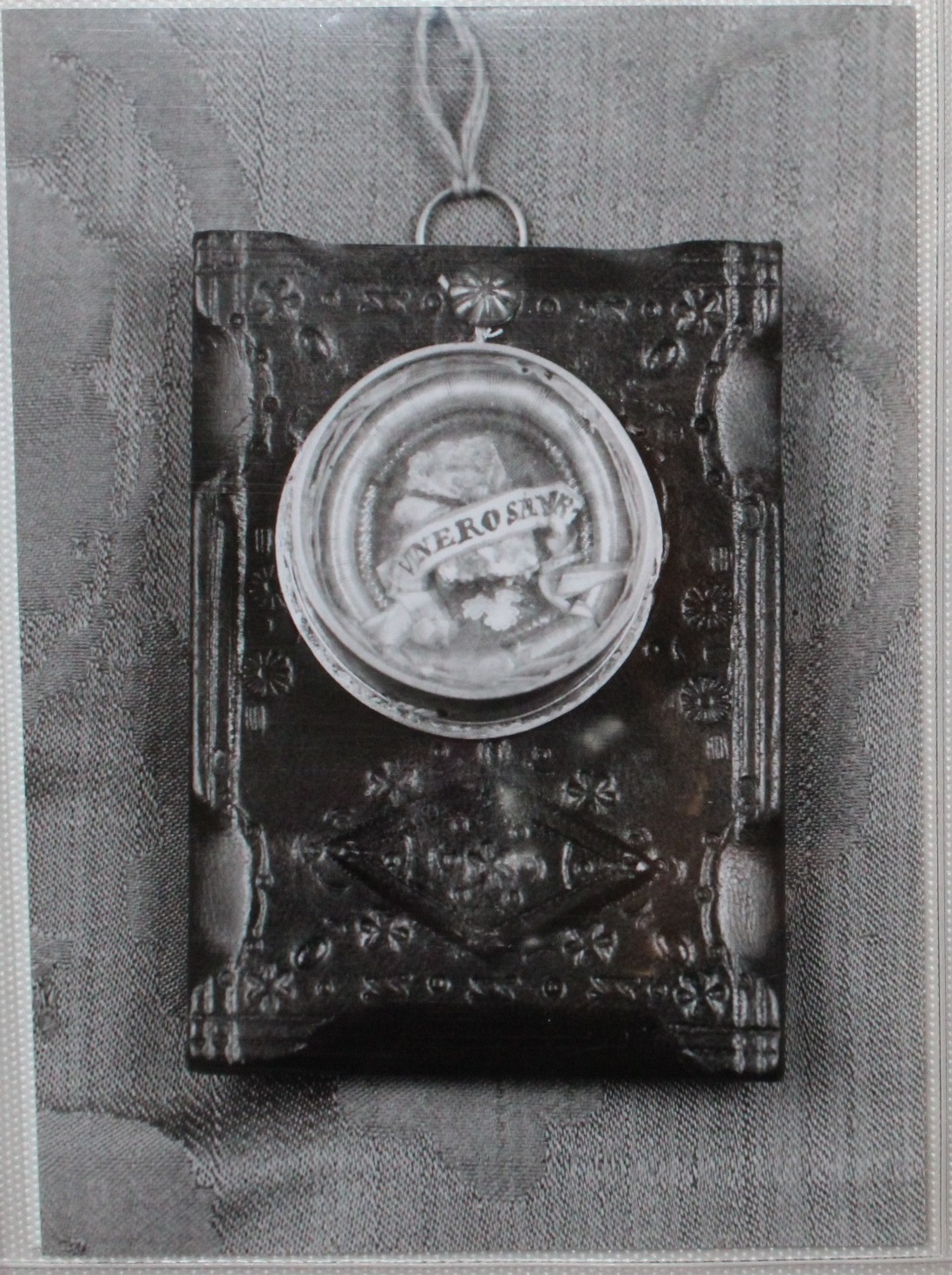 reliquiario a capsula - a medaglione, elemento d'insieme - bottega romagnola (XIX-XX)