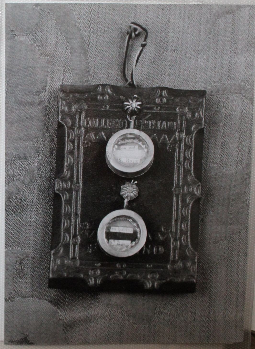 reliquiario a capsula - a medaglione, elemento d'insieme - bottega romagnola (XIX-XX)