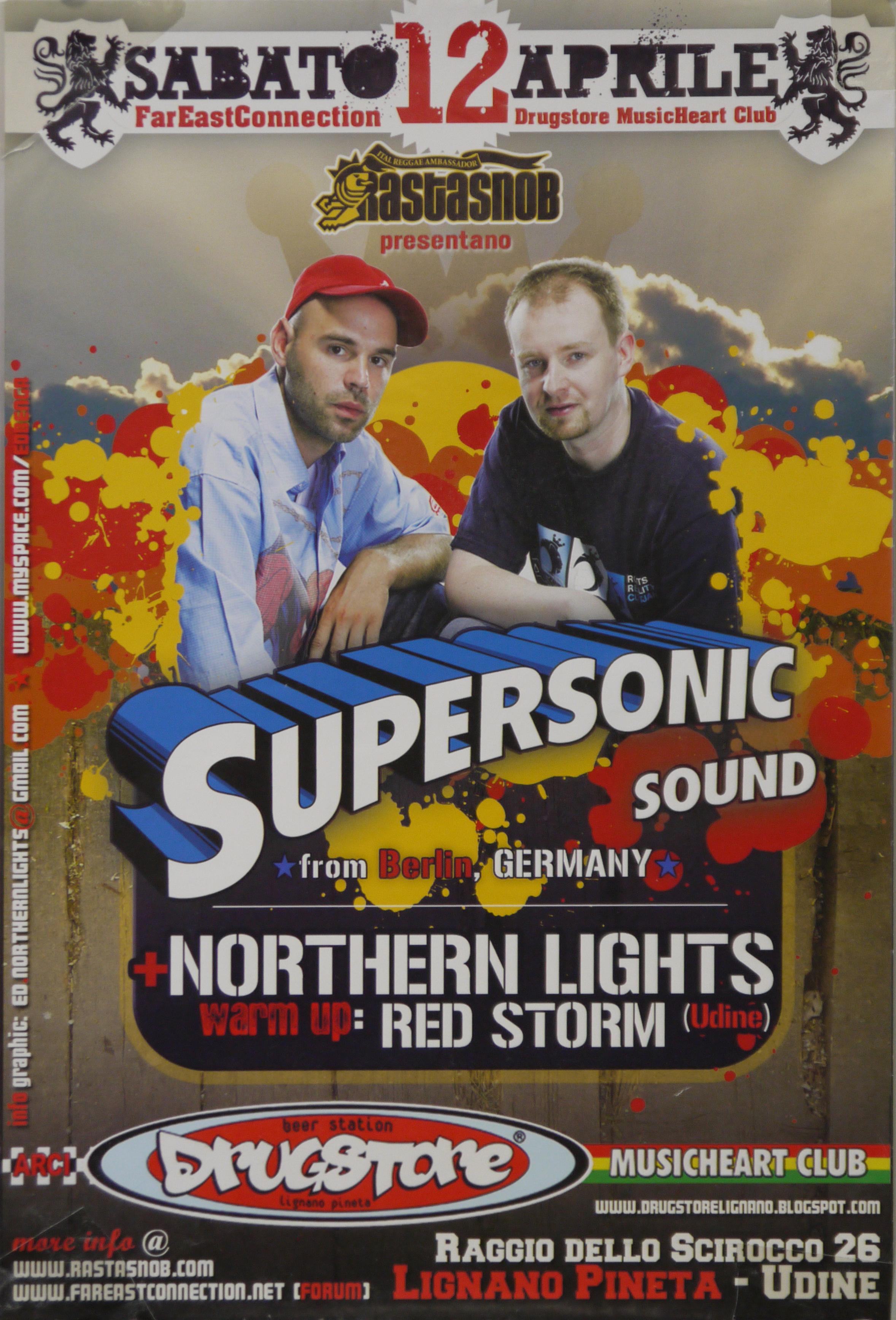 ritratti fotografici dei componenti del gruppo musicale Supersonic sound, sfondo con nuvole e macchie di colore (locandina) di Northern Lights (inizio XXI)