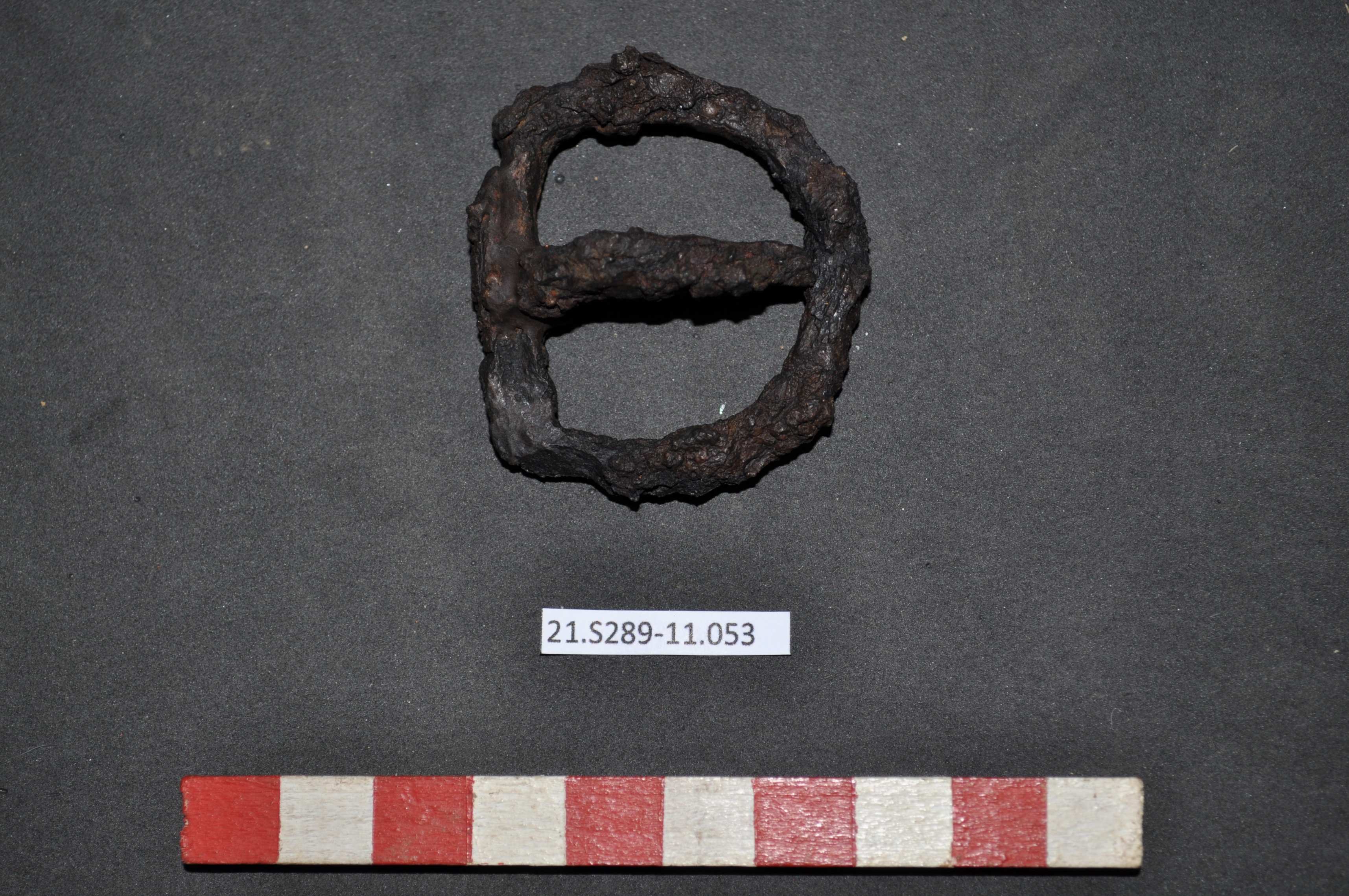 SINGOLO OGGETTO/ fibbia, PERIODIZZAZIONI/ STORIA/ Età antica/ Età romana/ Età romana imperiale