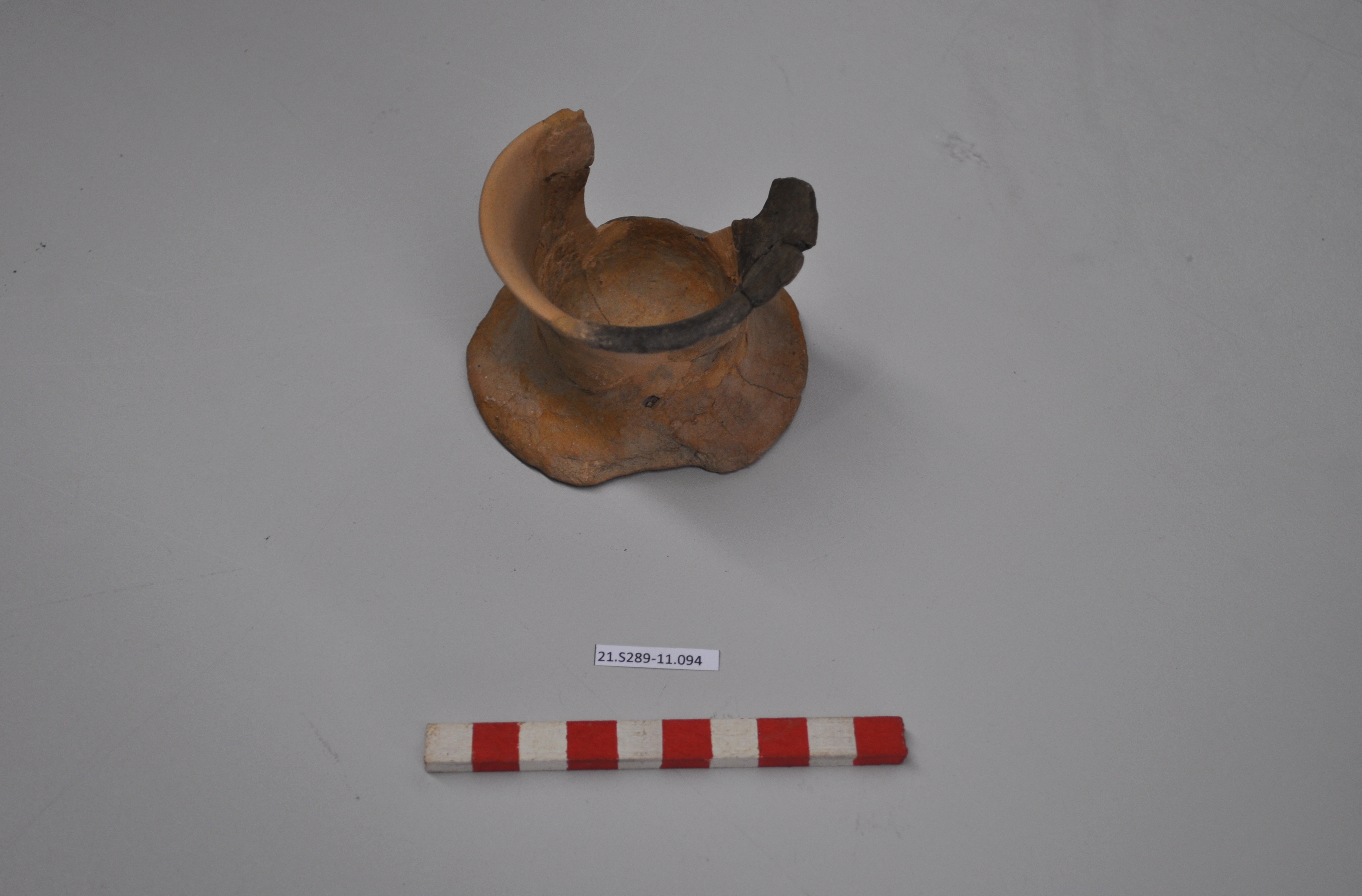 SINGOLO OGGETTO/ pisside, PERIODIZZAZIONI/ STORIA/ Età antica/ Età romana/ Età romana imperiale