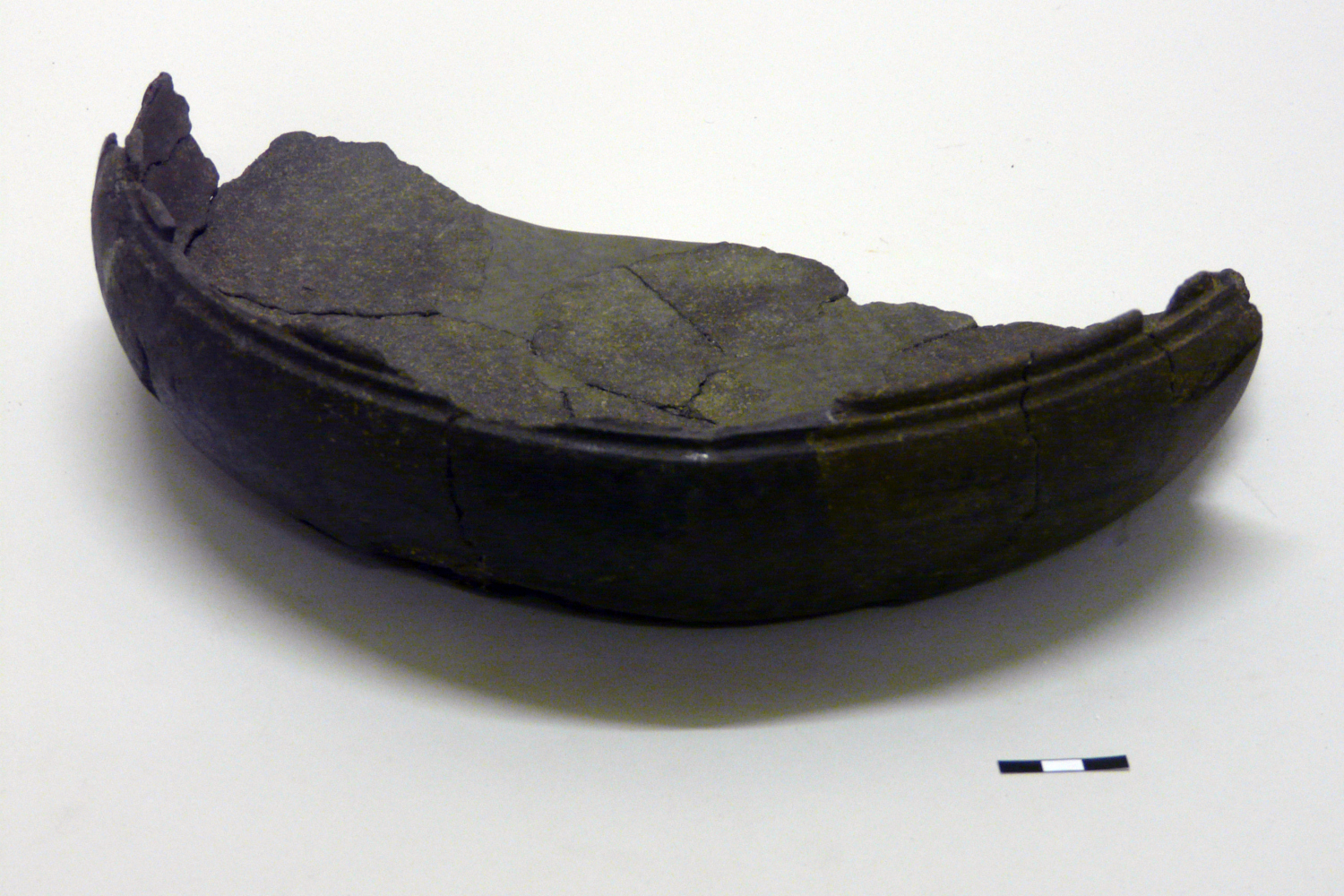 SINGOLO OGGETTO/ tegame, I-III secolo