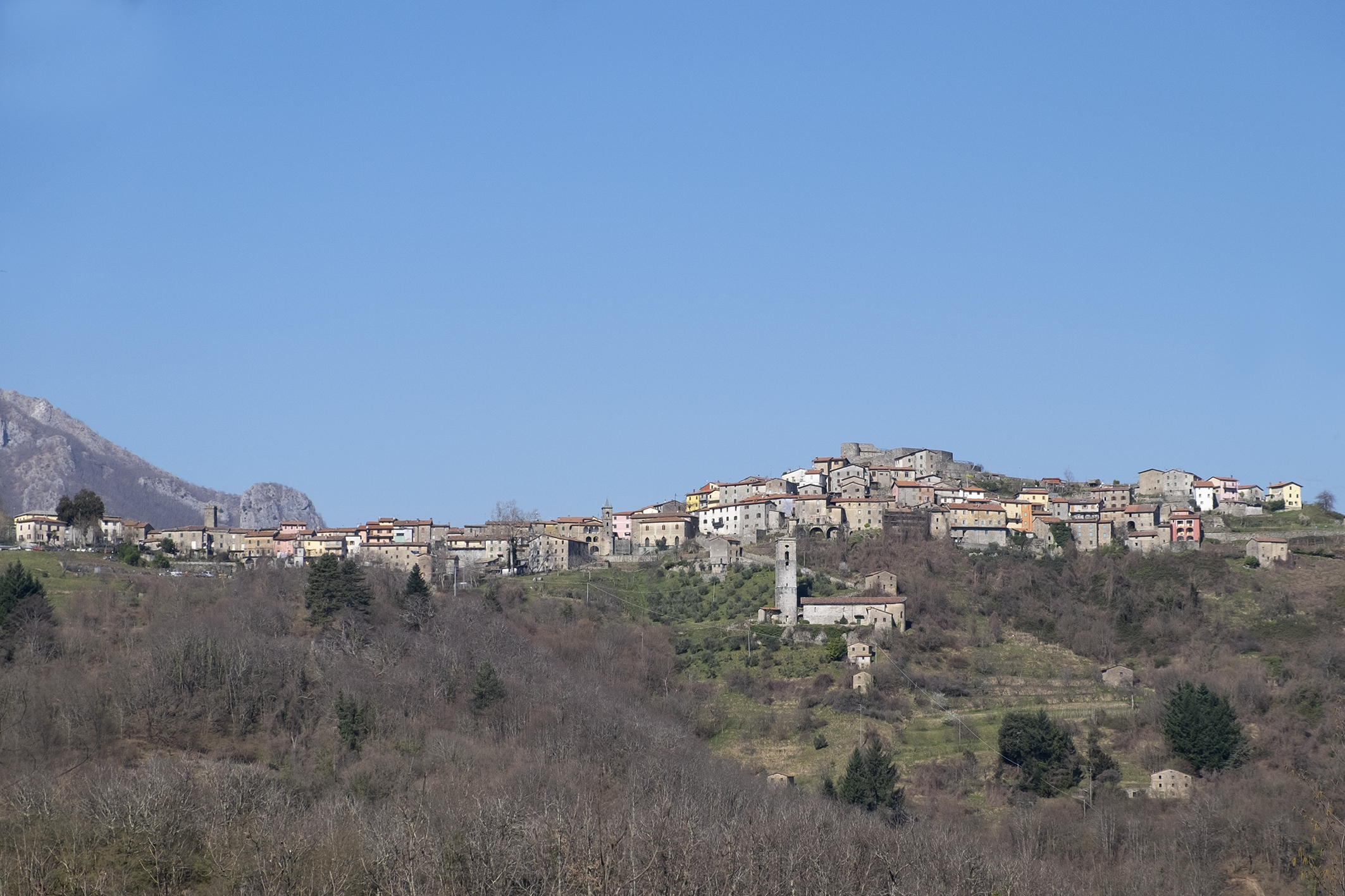 borgo, di crinale, Trassilico, Trasillico, Trasiclu, Trasilice, Trassalico (VIII-XXI)