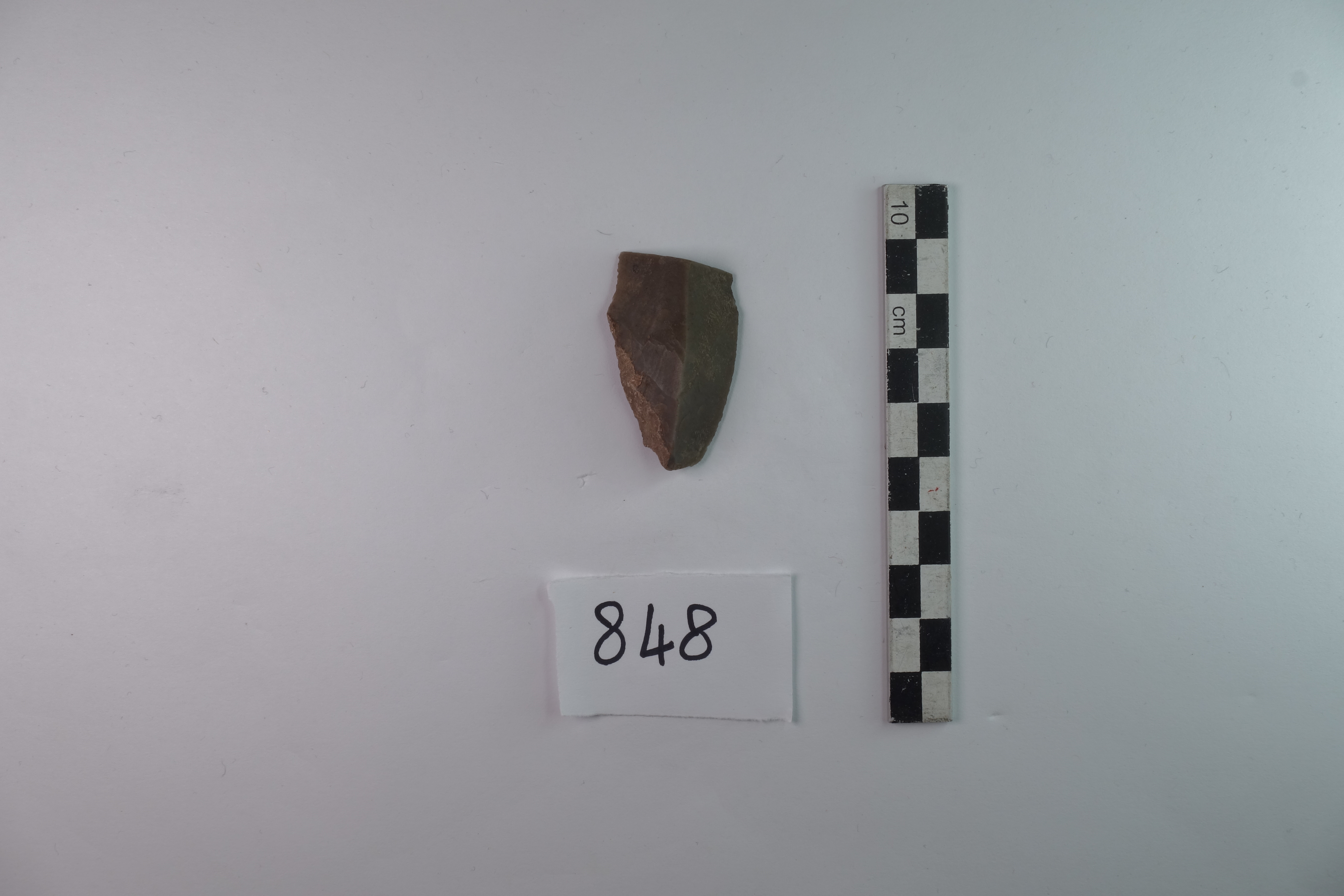 SINGOLO OGGETTO/ Pezzo a ritocco continuo, PERIODIZZAZIONI/ PREISTORIA/ Predinastico