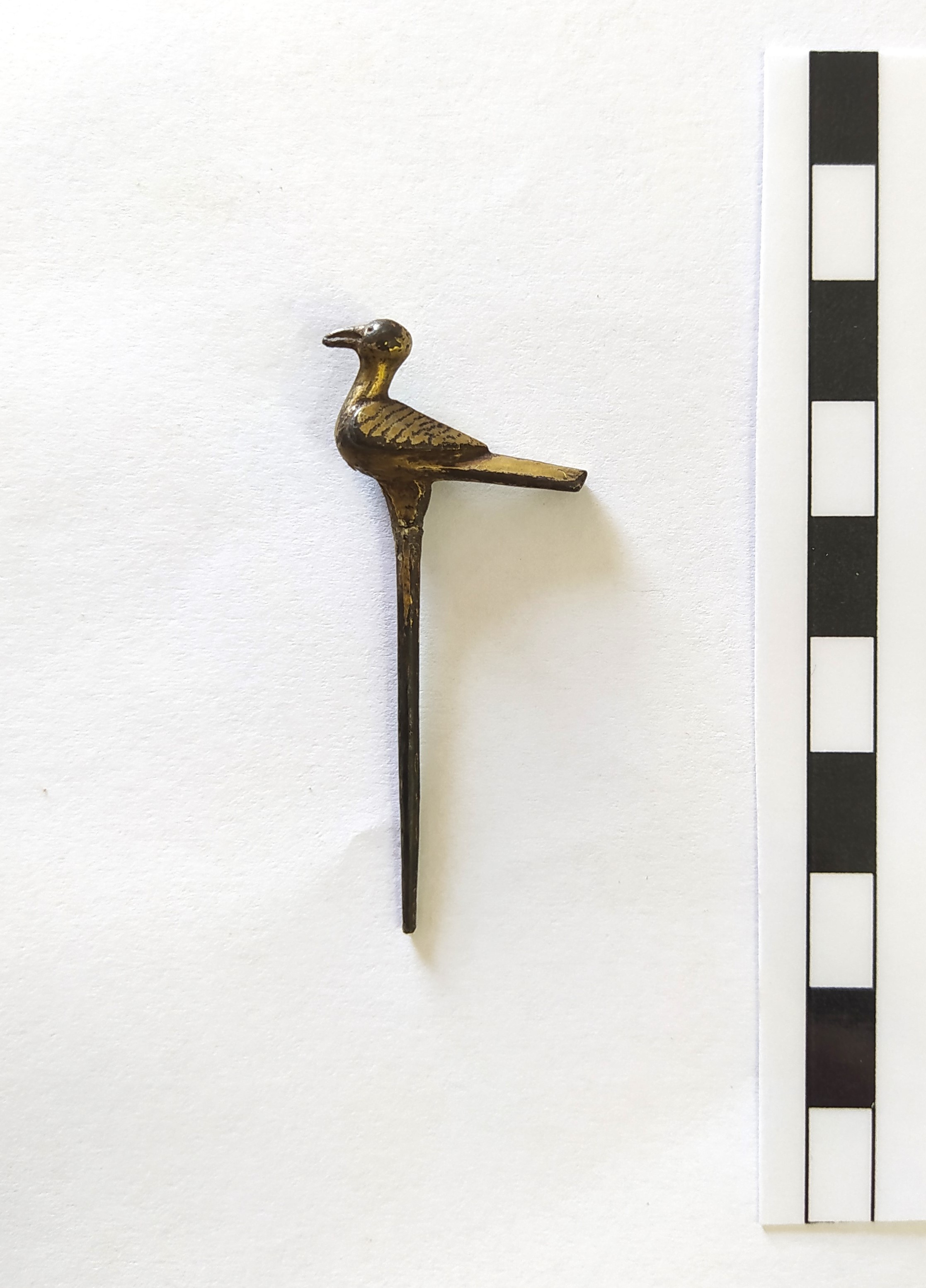 SINGOLO OGGETTO/ ago, Alto Medioevo