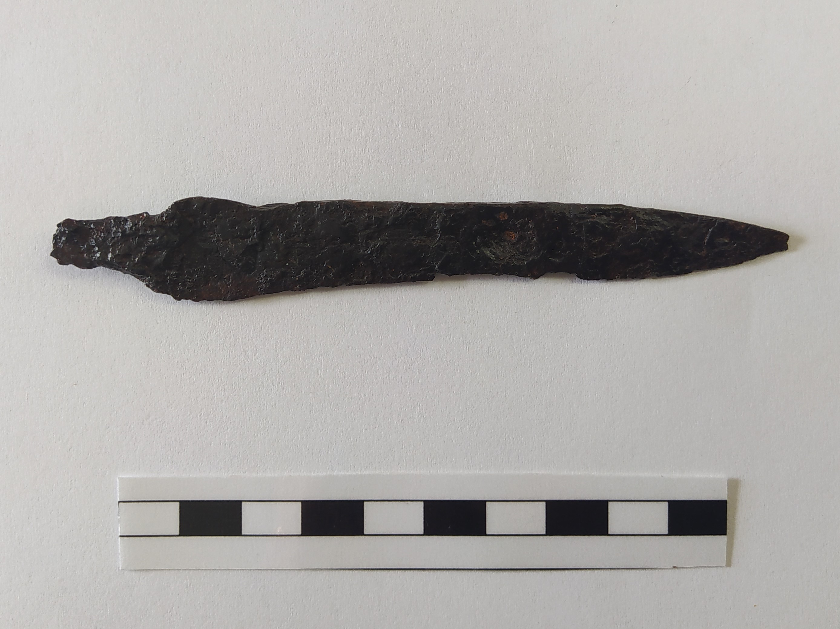 SINGOLO OGGETTO/ coltello, Alto Medioevo