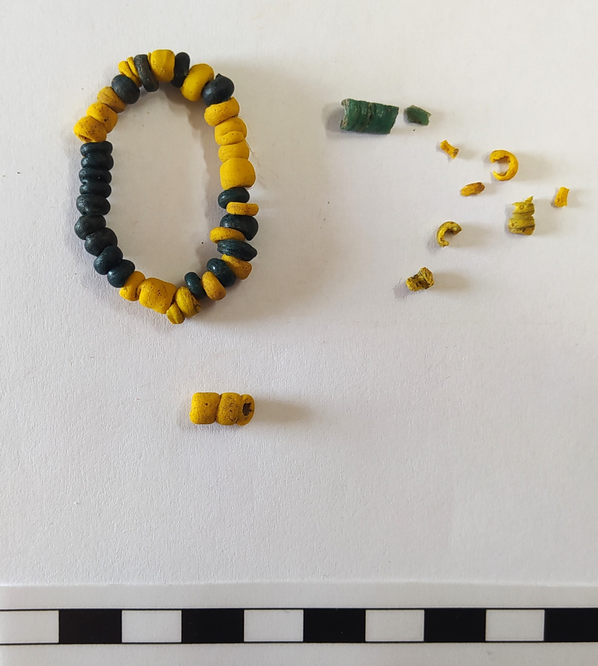 SINGOLO OGGETTO/ collana, Alto Medioevo