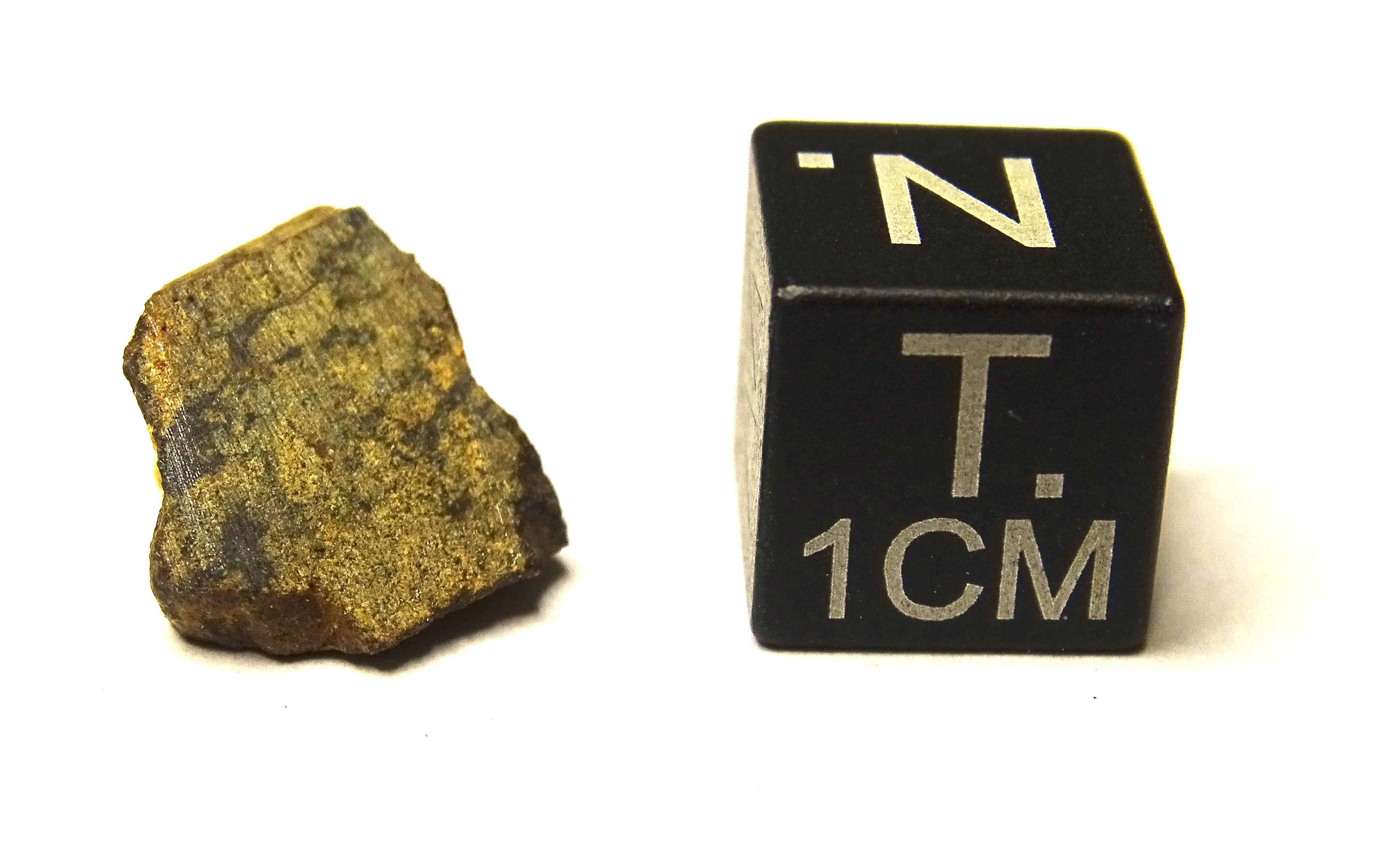 Meteorite/ Condrite ordinaria/ Northwest Africa 898 (esemplare)