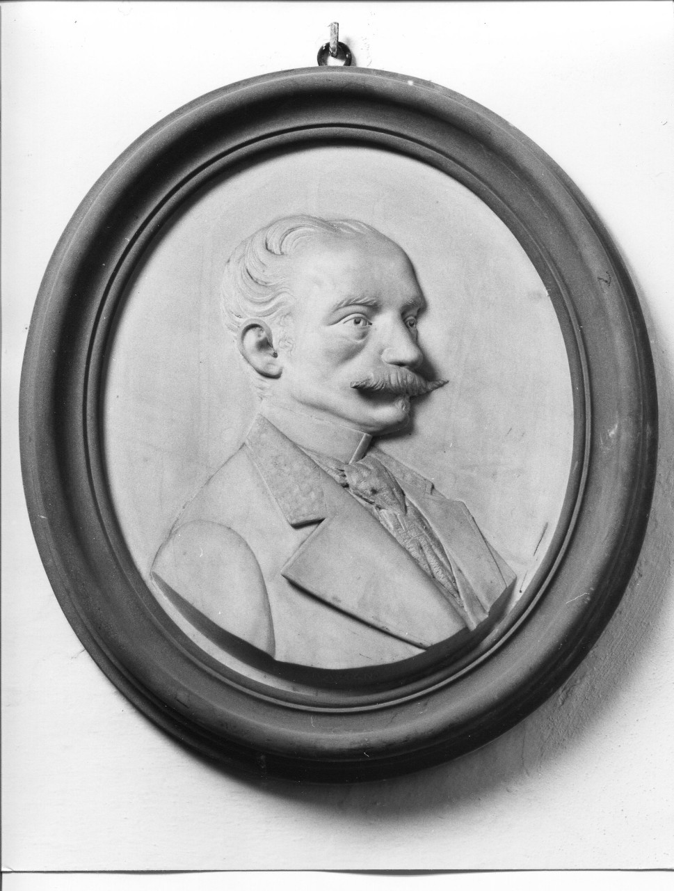 busto ritratto di Alfredo di Luigi Serristori (rilievo) - ambito toscano (XIX)