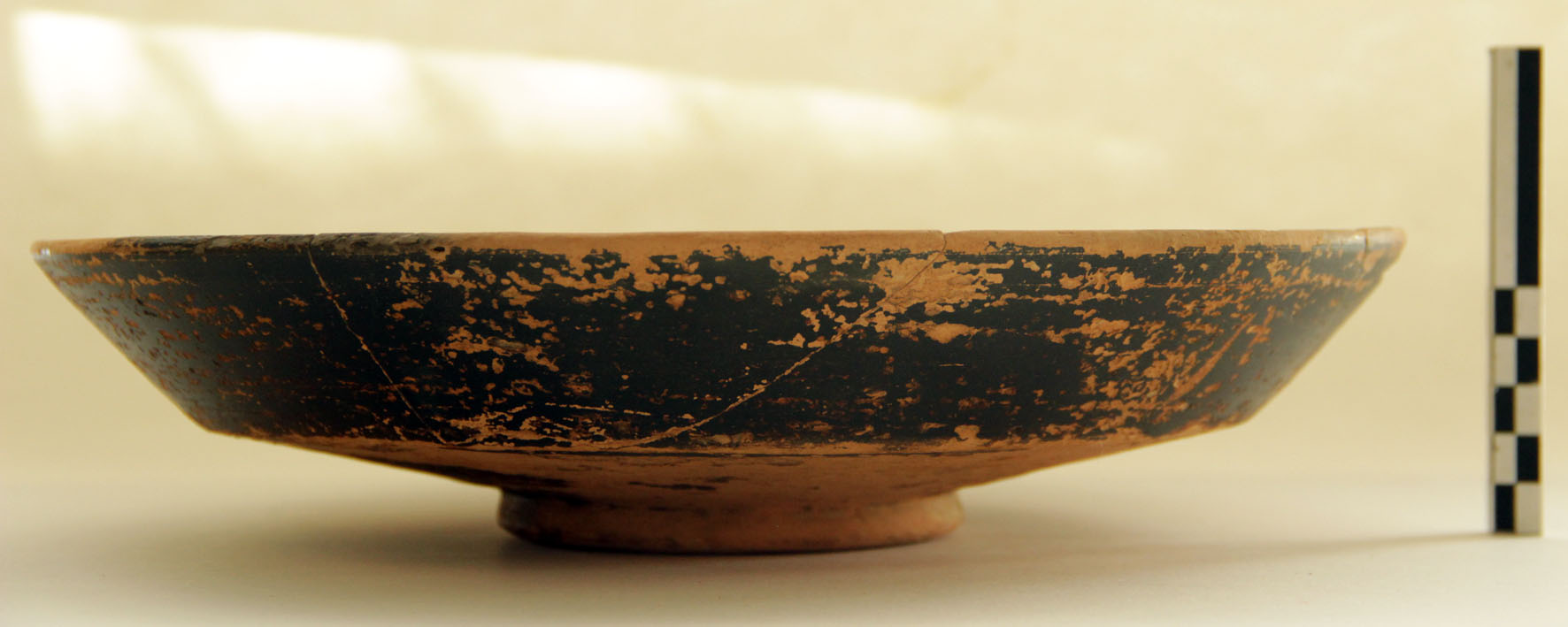 Patera, Lamboglia 7/16 (prima metà Sec. I d.C)