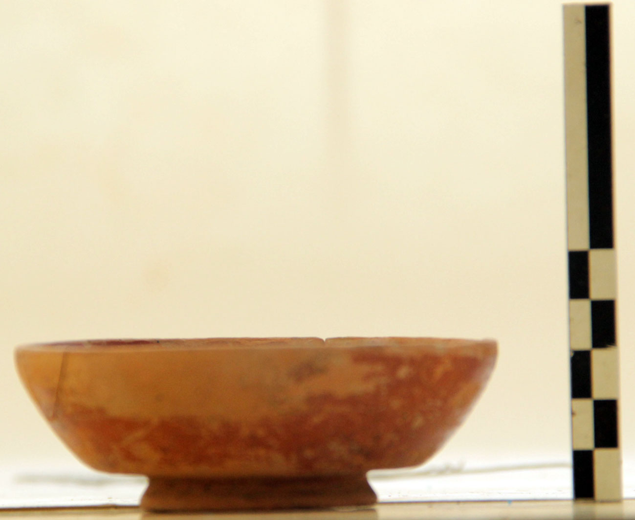 Coppetta, Drag. 40 (variante con piedino basso ) (prima metà Sec. I d.C)