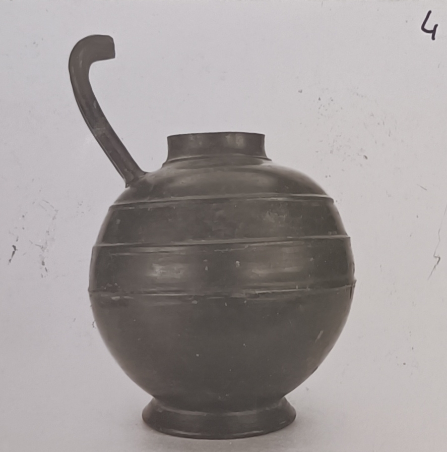 oinochoe - fabbrica vulcente (terzo quarto SECOLI/ VI a.C)