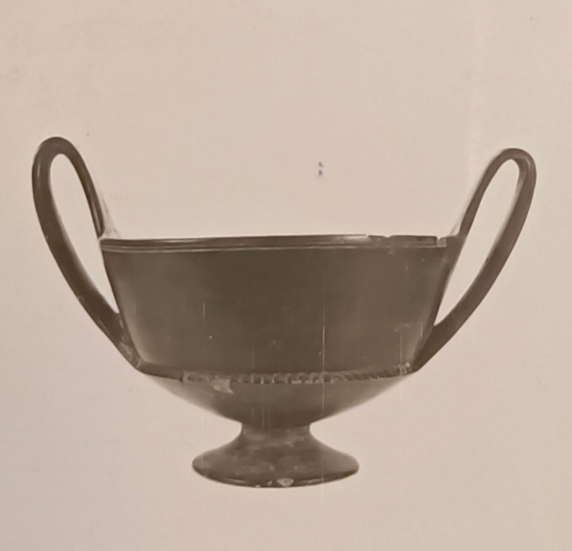 kantharos - fabbrica vulcente (fine SECOLI/ VI a.C)