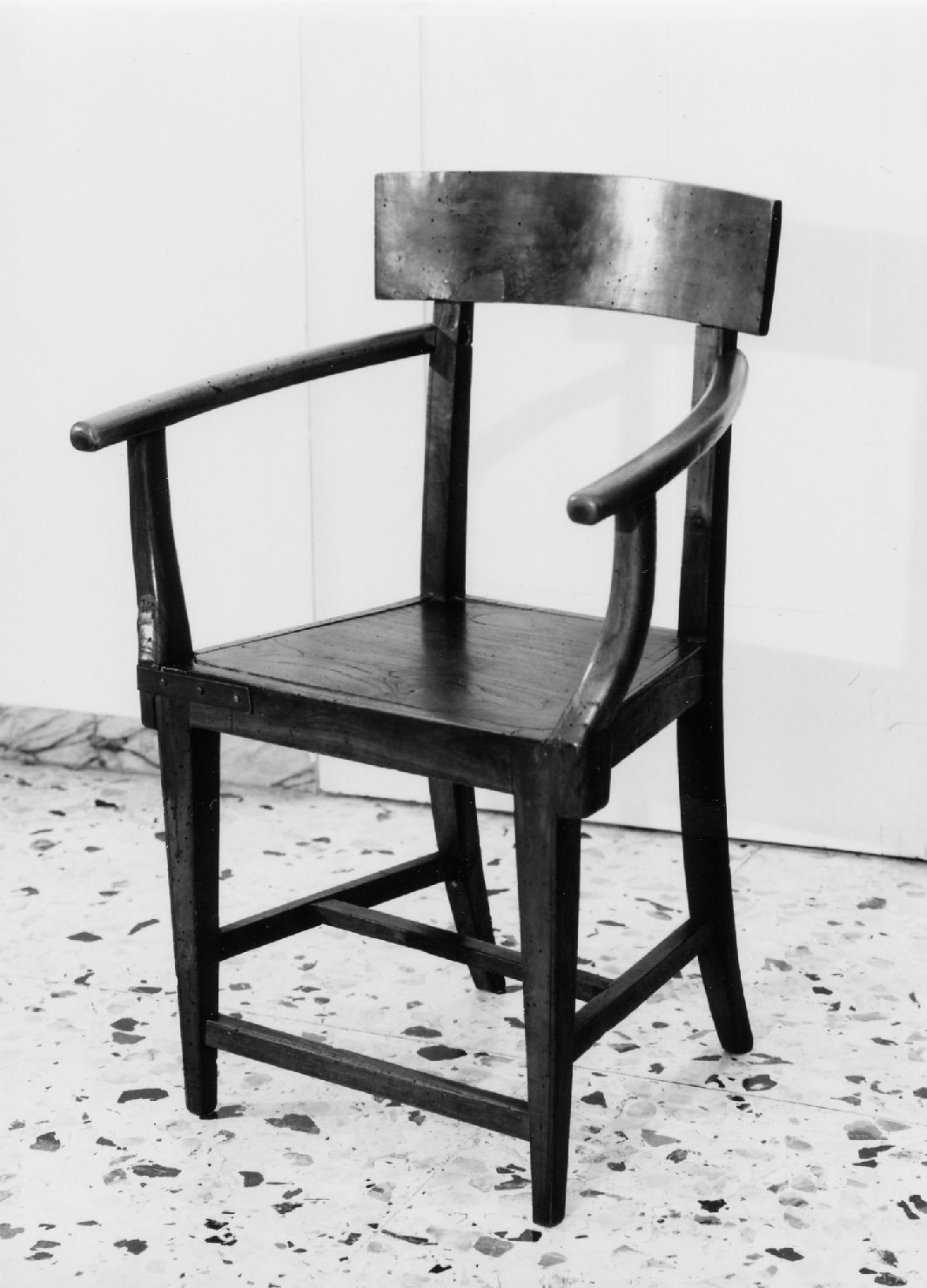 sedia - a braccioli, opera isolata - manifattura romagnola (fine/ inizio XIX/ XX)