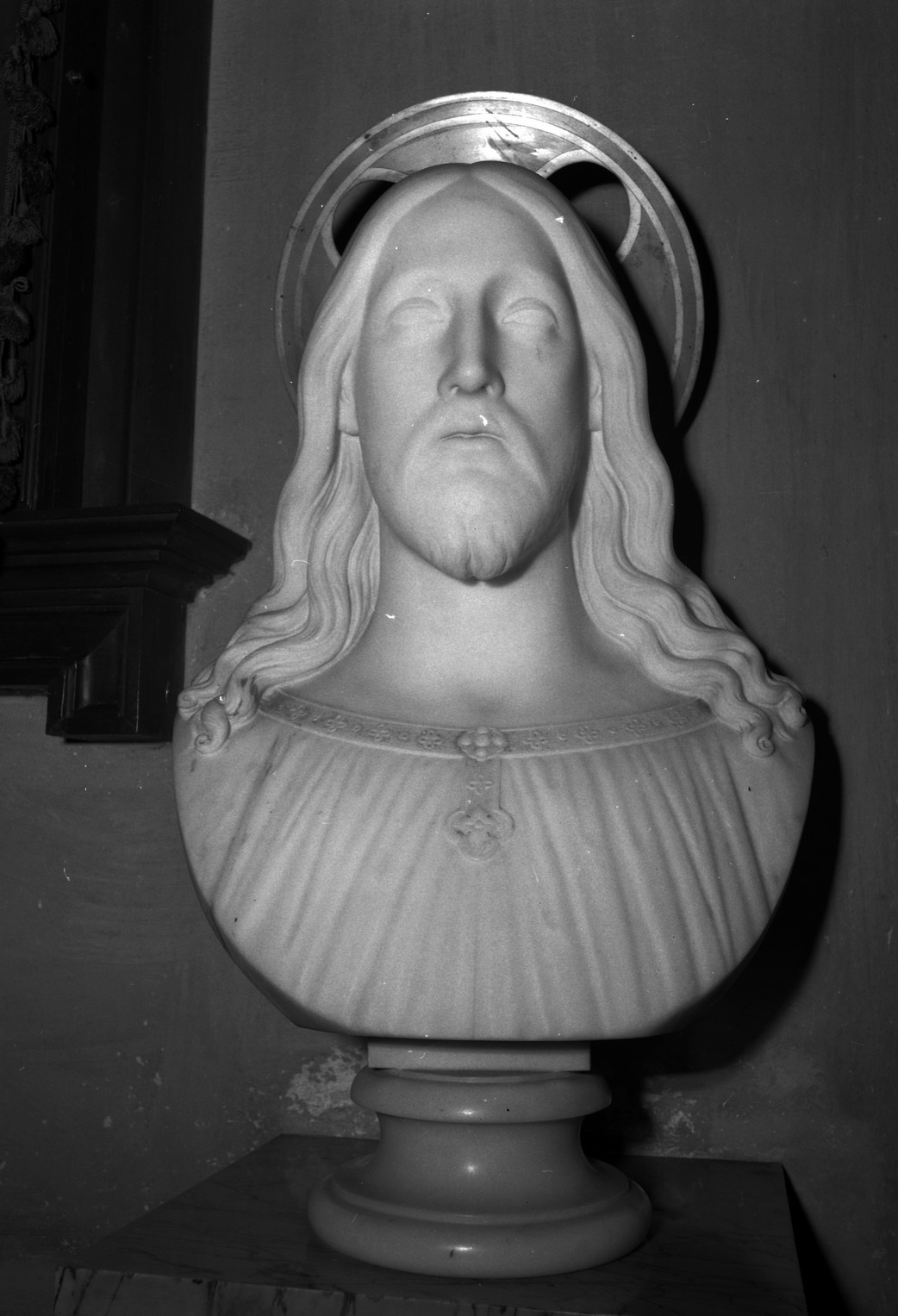 Gesù Cristo (scultura, pendant) di Gianfredi Francesco (terzo quarto XIX)