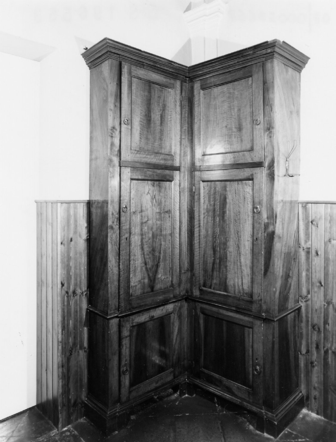 armadio di sacrestia, coppia - manifattura romagnola (seconda metà XIX)