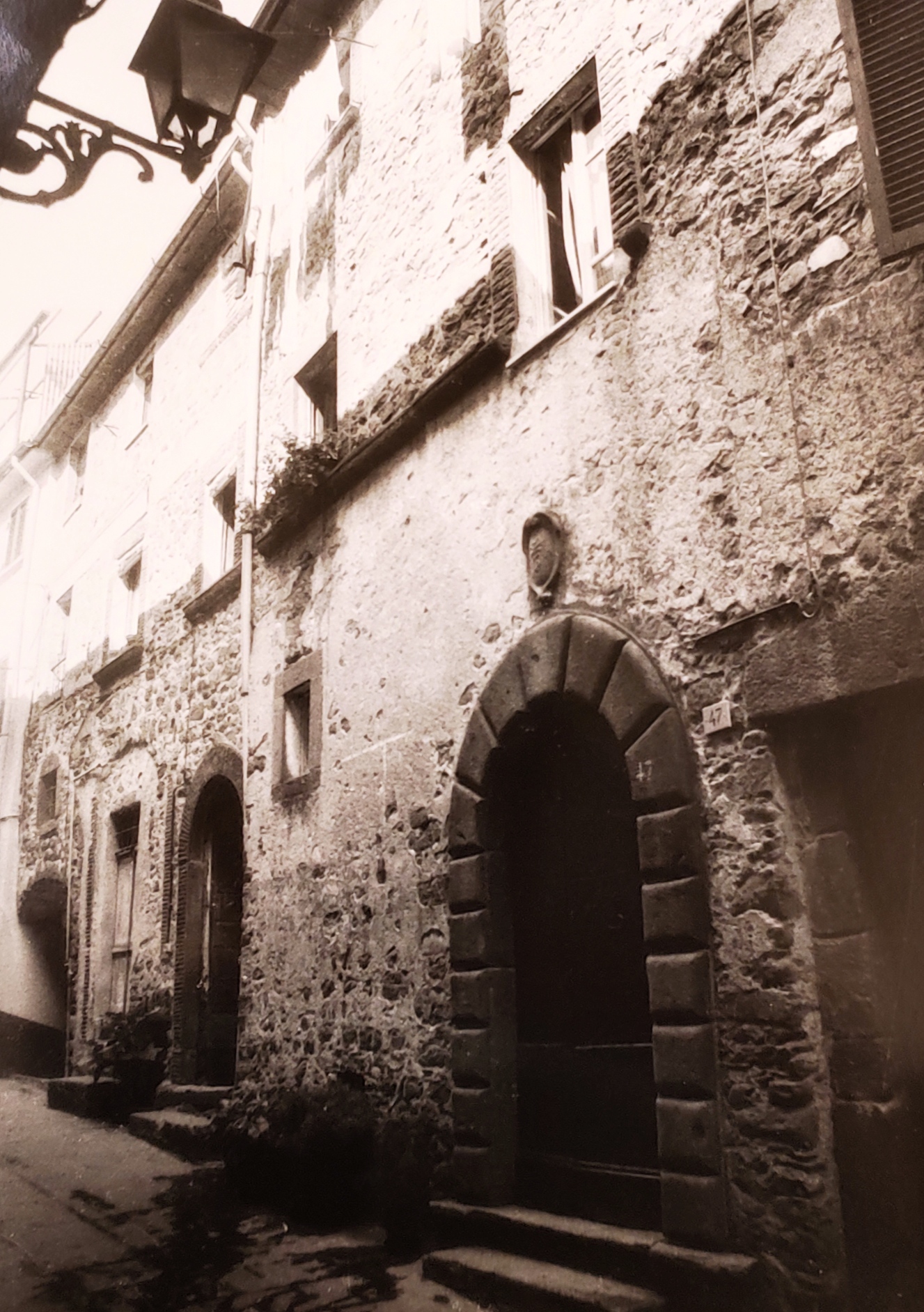 [casa in Via Calzolari, 41, 47] (casa, residenziale) - Villafranca in Lunigiana (MS)  (XVII, fine)