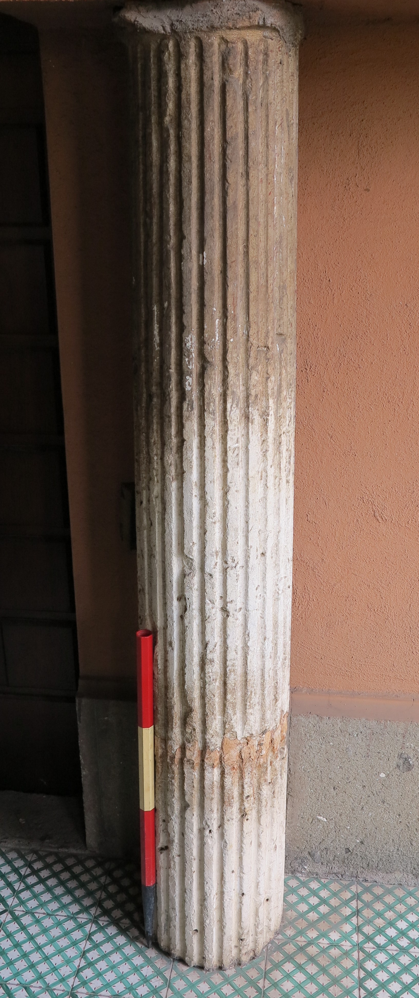 colonna/ scanalata (SECOLI/ ARCHI DI SECOLI/ IV a.C.-I a.C)