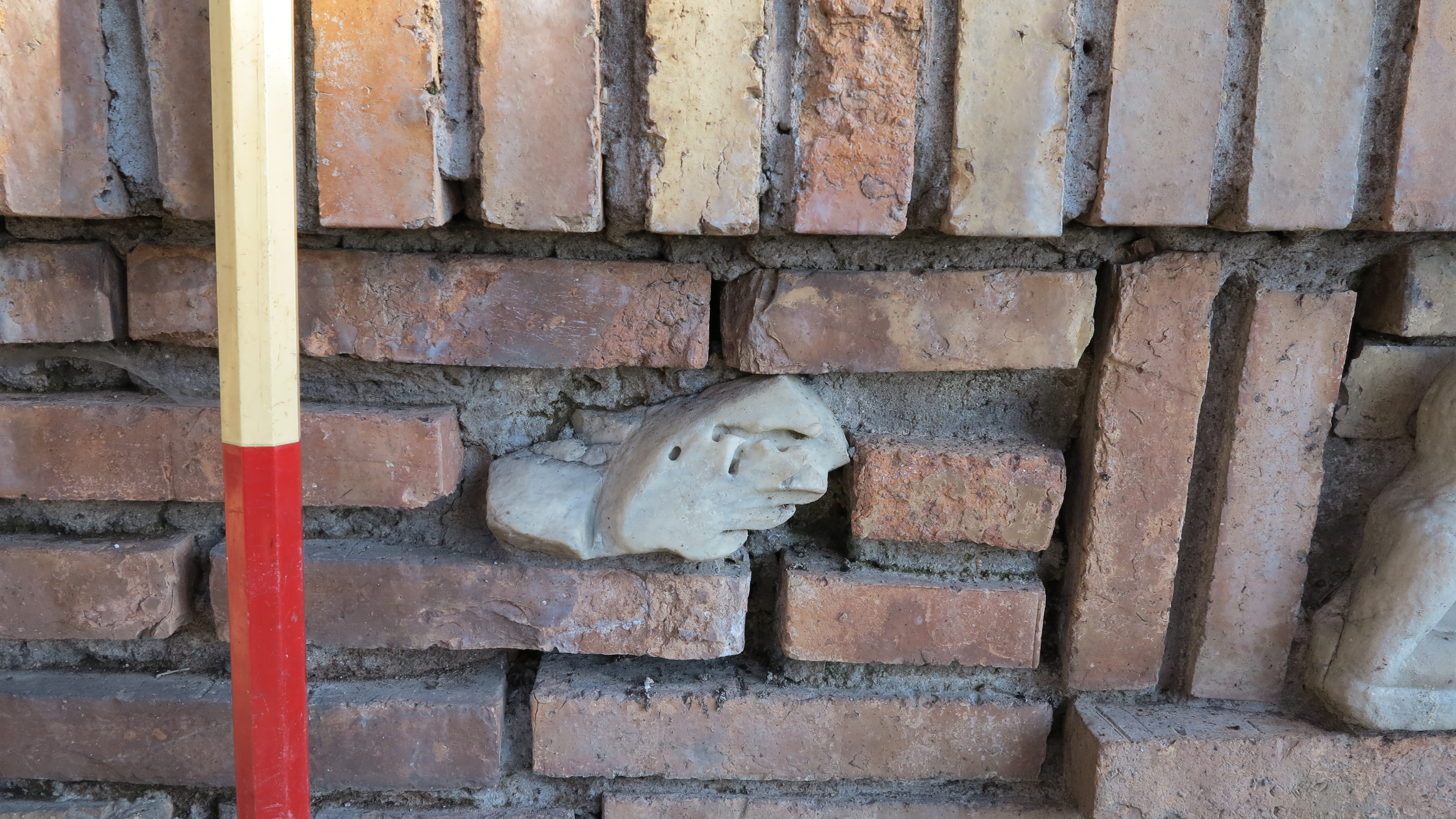 capitello/ foglia d'acanto (SECOLI/ ARCHI DI SECOLI/ II-III d.C)