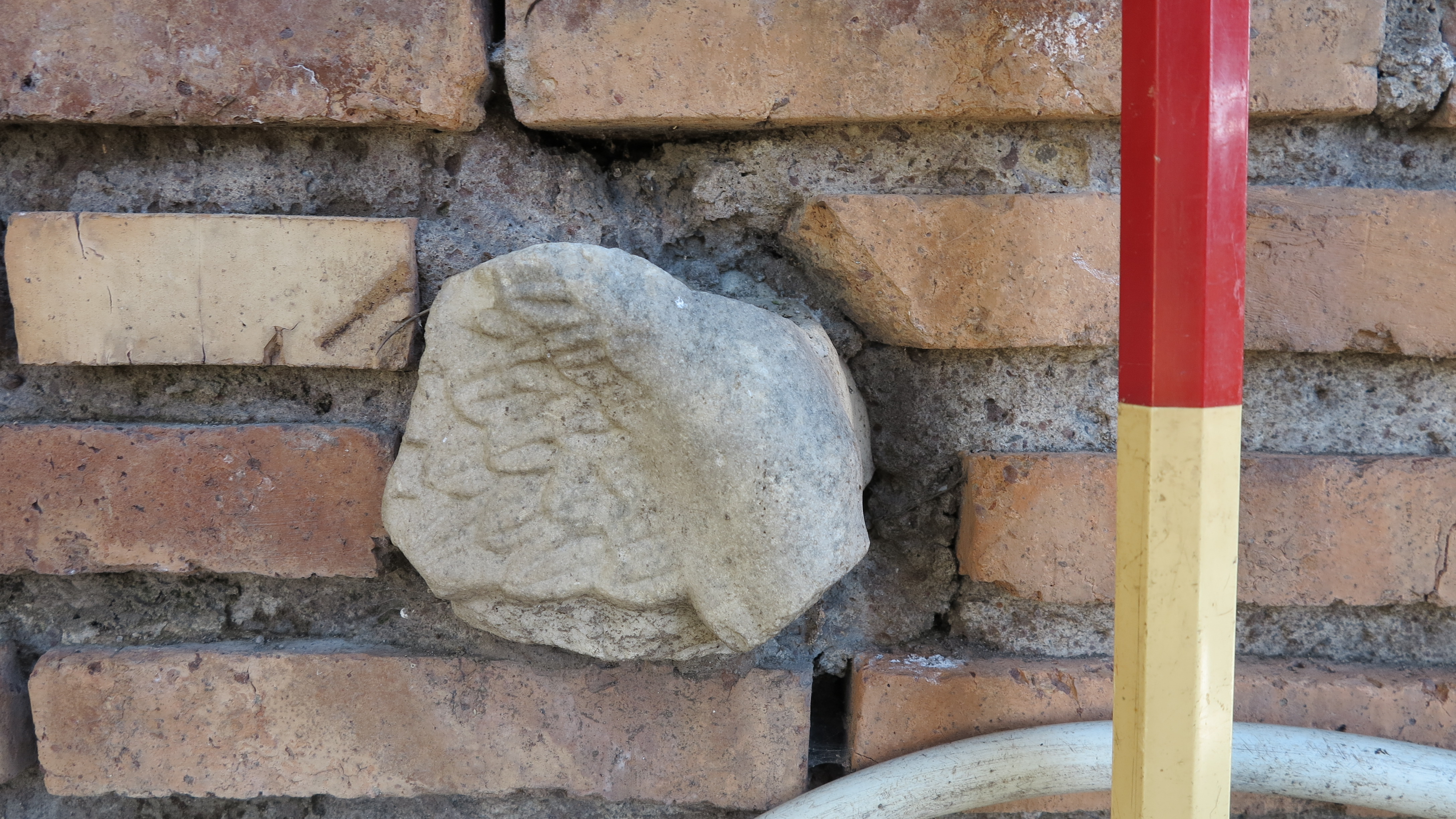 sarcofago/ fronte (fine/ inizio SECOLI/ ARCHI DI SECOLI/ II-III d.C)